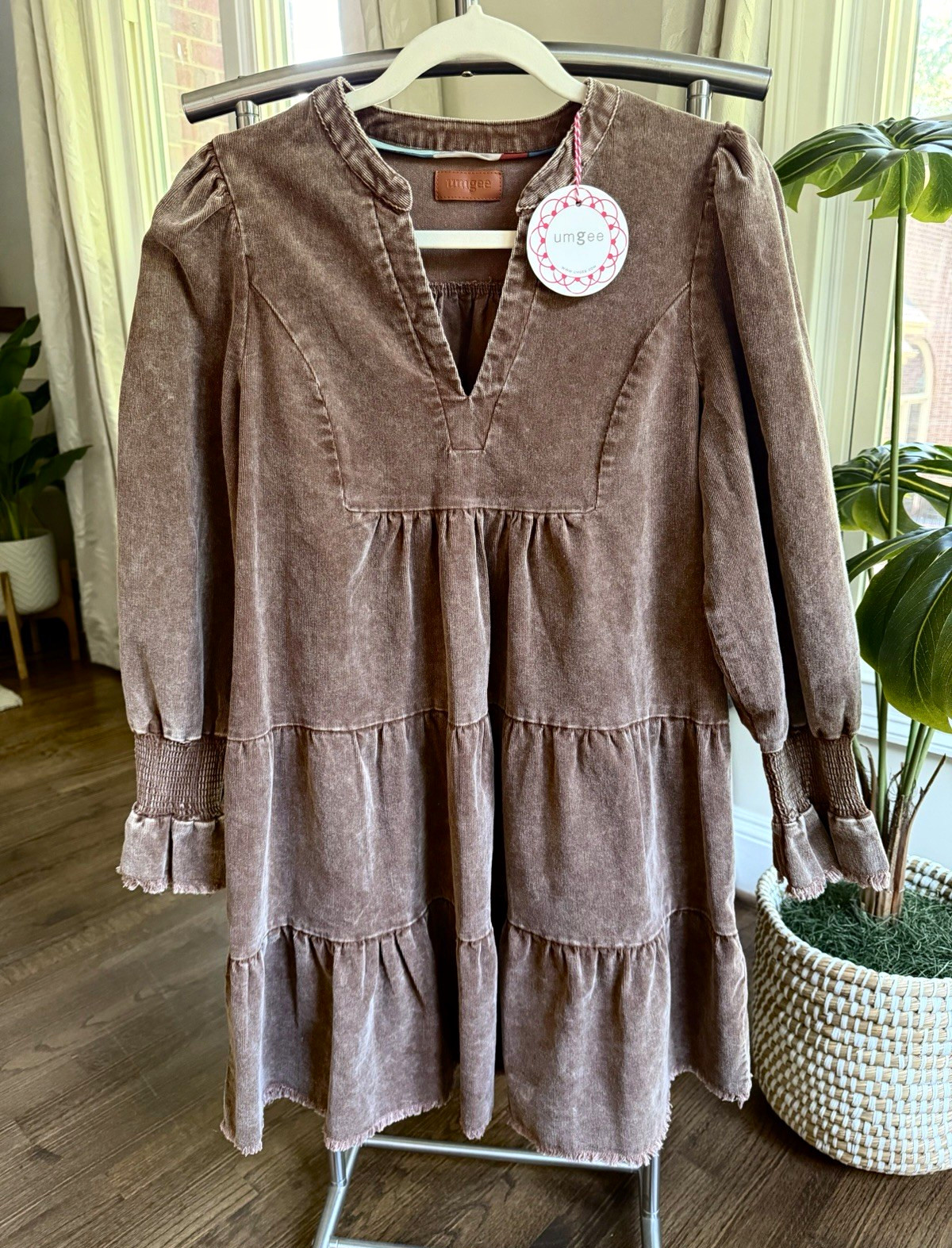 UMGEE Brown Stone Washed Corduroy V-Neck Smocked Ruffle A-Line Dress S UMGEE Brown Stone Washed Corduroy V-Neck Smocked Ruffle A-Line Dress S