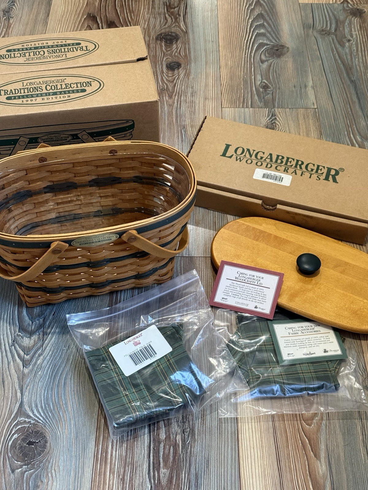VTG. 1997 LONGABERGER FELLOWSHIP EDITION BASKET COMPLETE COMBO WITH BOXES VTG. 1997 LONGABERGER FELLOWSHIP EDITION BASKET COMPLETE COMBO WITH BOXES