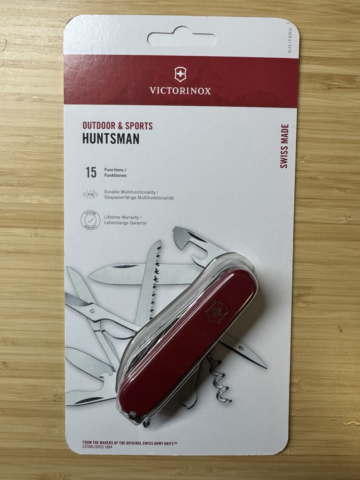 Victorinox Swiss Army Knife, Red Pocket Knife Huntsman, 91 mm, 1.3713, NEW Victorinox Swiss Army Knife, Red Pocket Knife Huntsman, 91 mm, 1.3713, NEW