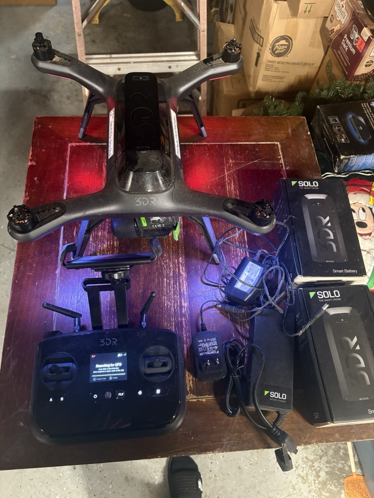 3DR Solo Drone with Gimbal 2 Extra Batteries, Controller, Extended Range 3DR Solo Drone with Gimbal 2 Extra Batteries, Controller, Extended Range