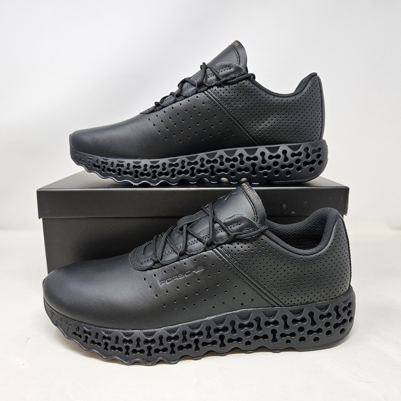 PUMA Porsche XETIC V Black Lace Up Leather Sneaker / 309190 01 / Men\'s Size 11.5