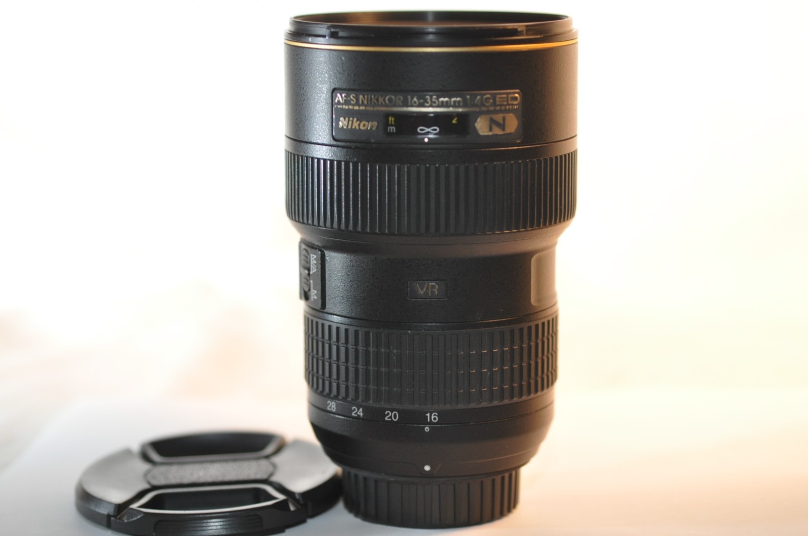 Nikon N AF-S Nikkor 16-35mm f/4 VR G ED FX lens for D750 D850 D7500 DF FTZ Z7 Z8