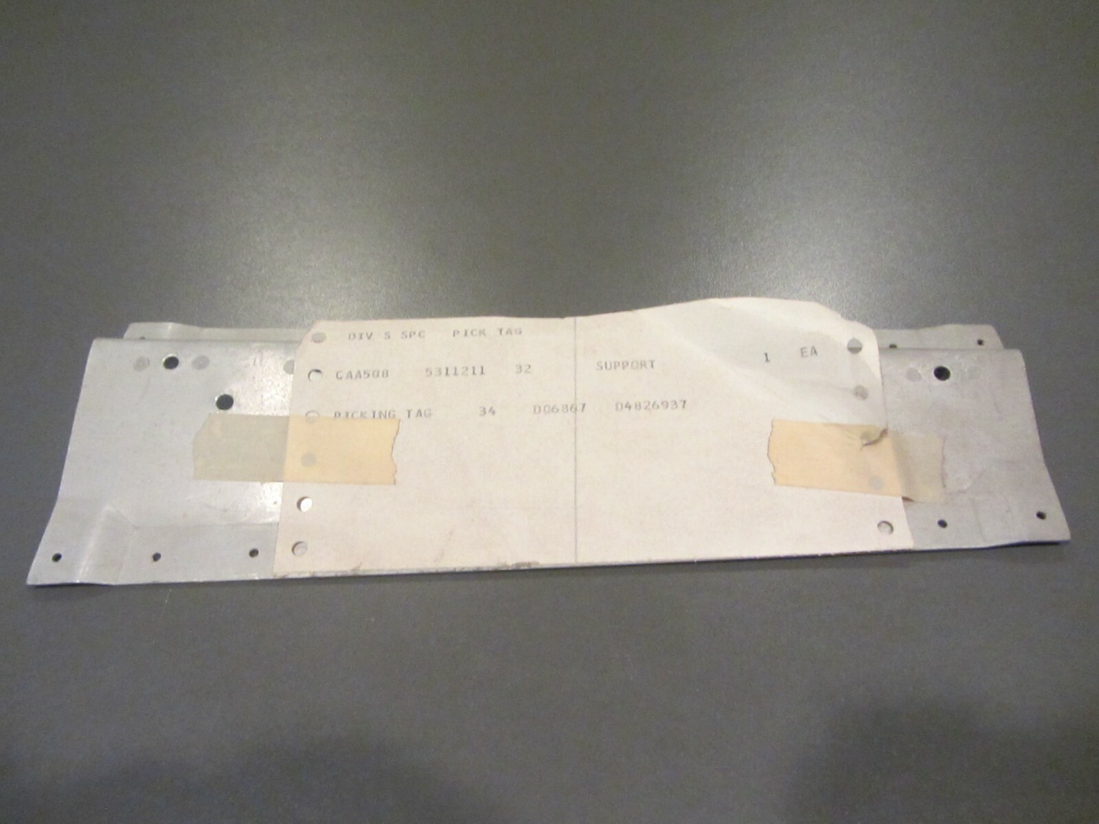 Cessna 5311211-32 Cabin Door Support Plate Assembly New Surplus OEM