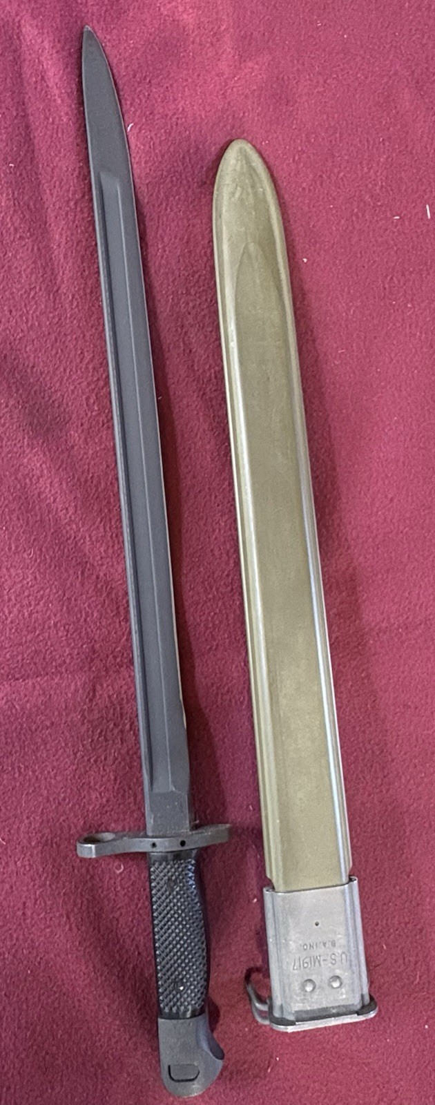 M1917 US Vietnam Era Trench Shotgun Bayonet Canadian Arsenal Un Issued M1917 US Vietnam Era Trench Shotgun Bayonet Canadian Arsenal Un Issued