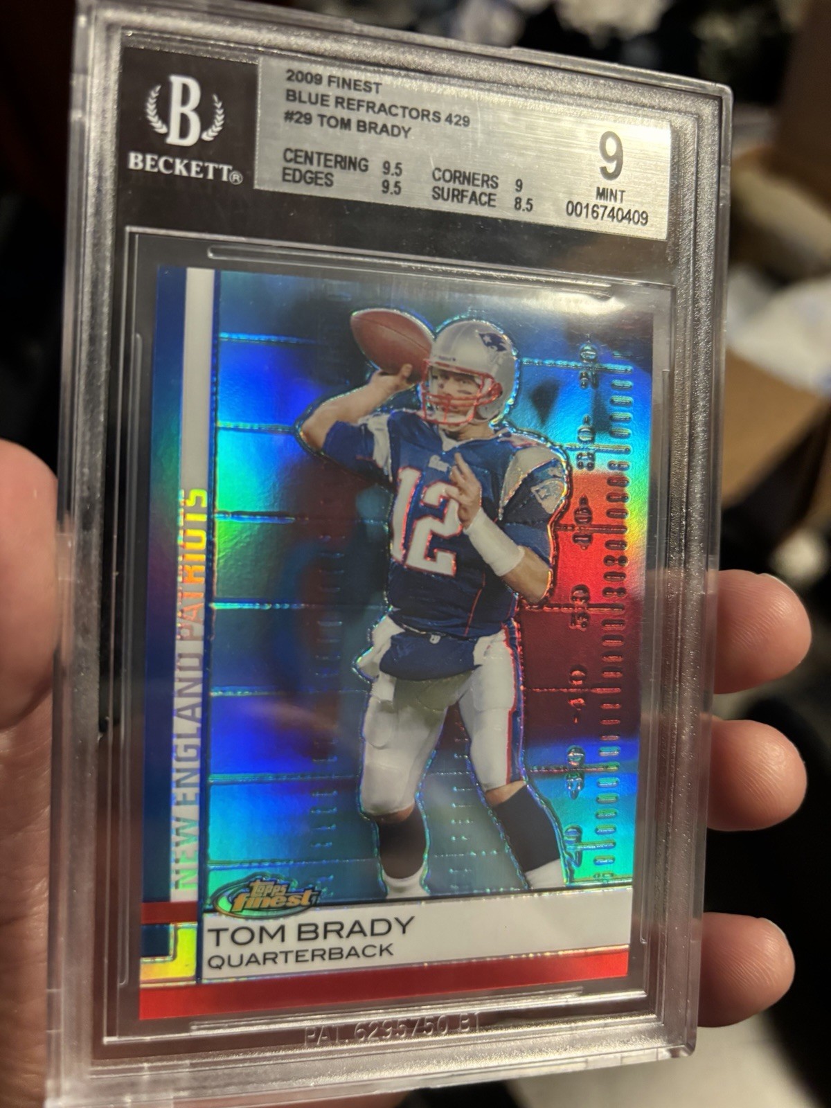Topps 2009 Finest Tom Brady #29 Blue Refractor /429 Patriots NFL Card