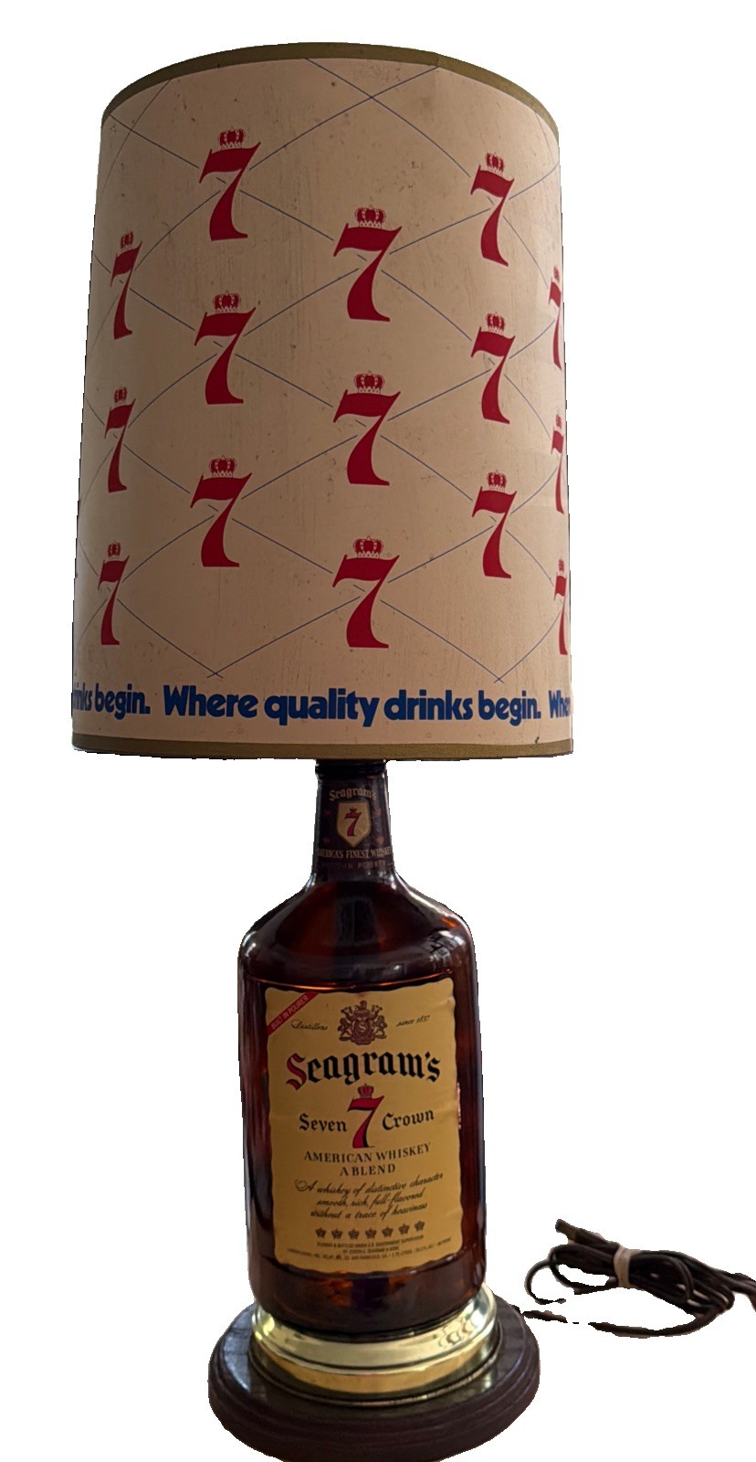 VINTAGE SEAGRAM'S 7 CROWN WHISKEY GLASS BOTTLE LAMP  ORIGINAL LAMP SHADE WORKS