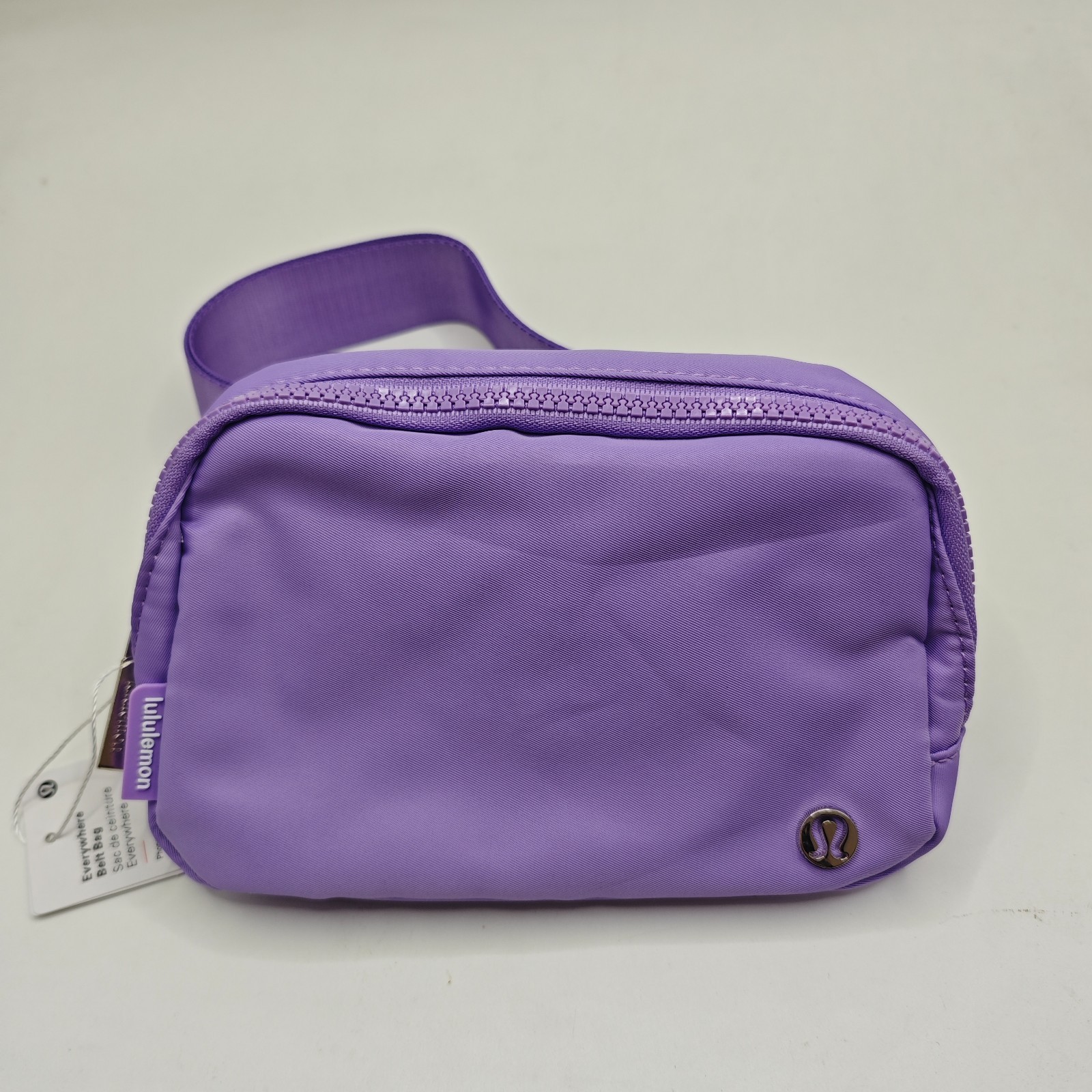 Lululemon Everywhere Belt Bag Purple Adjustable Waist Crossbody Shoulder Pack Lululemon Everywhere Belt Bag Purple Adjustable Waist Crossbody Shoulder Pack
