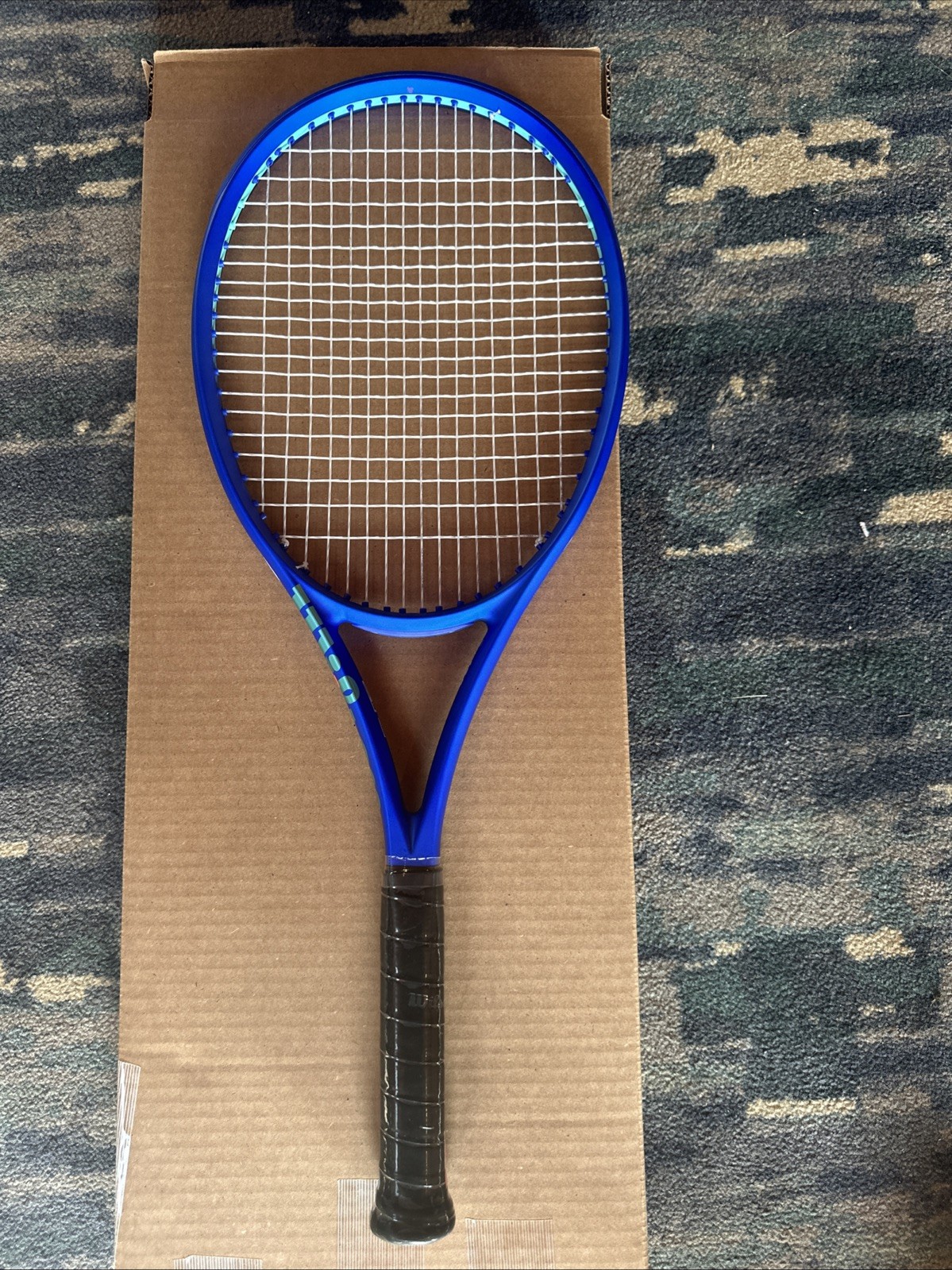 Wilson Ultra 100 v5 4 3/8 Brand New Strung Wilson Ultra 100 v5 4 3/8 Brand New Strung