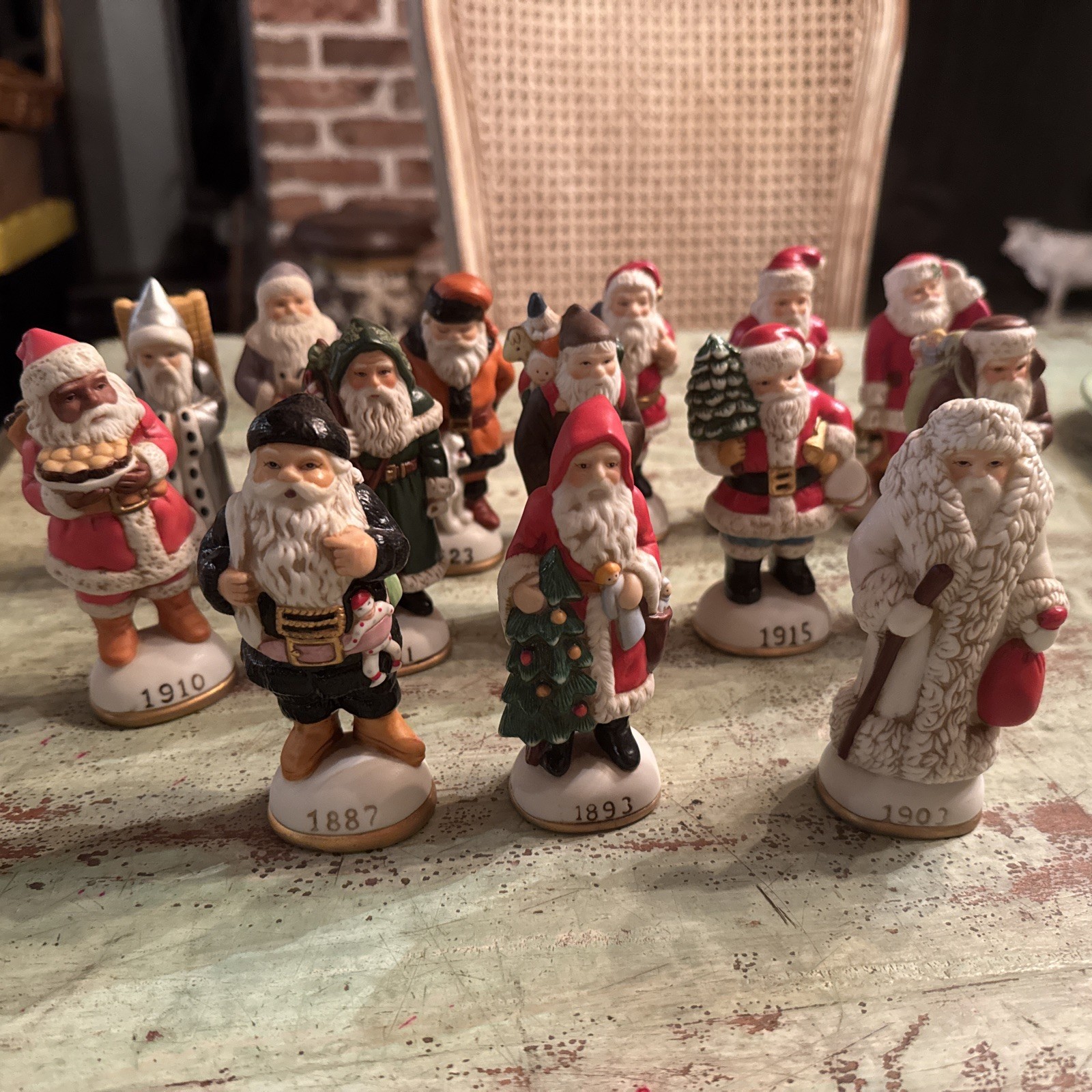 LOT OF  14 Vtg Lenox 1994 Memories of Santa Porcelain Christmas Figurines Years