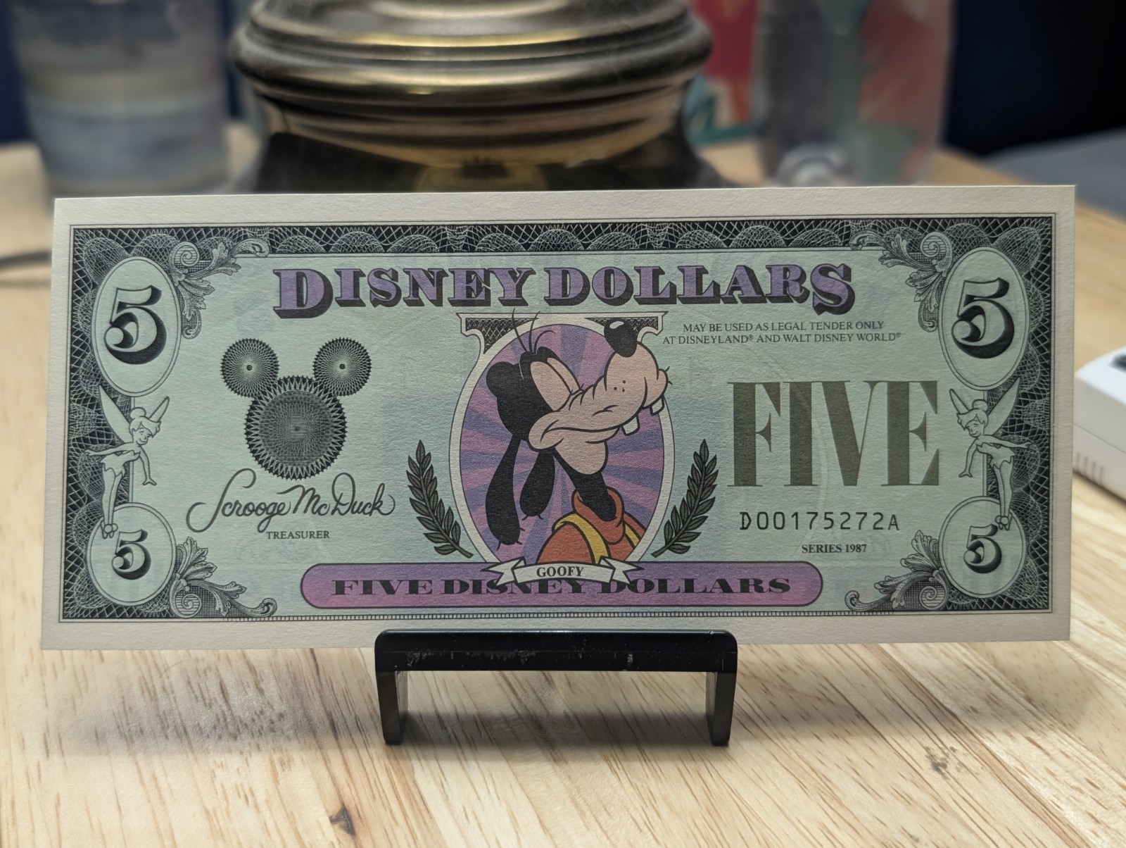 1987 Uncirculated Goofy 5$ Bill... Disney Dollars... Perfect Condition
