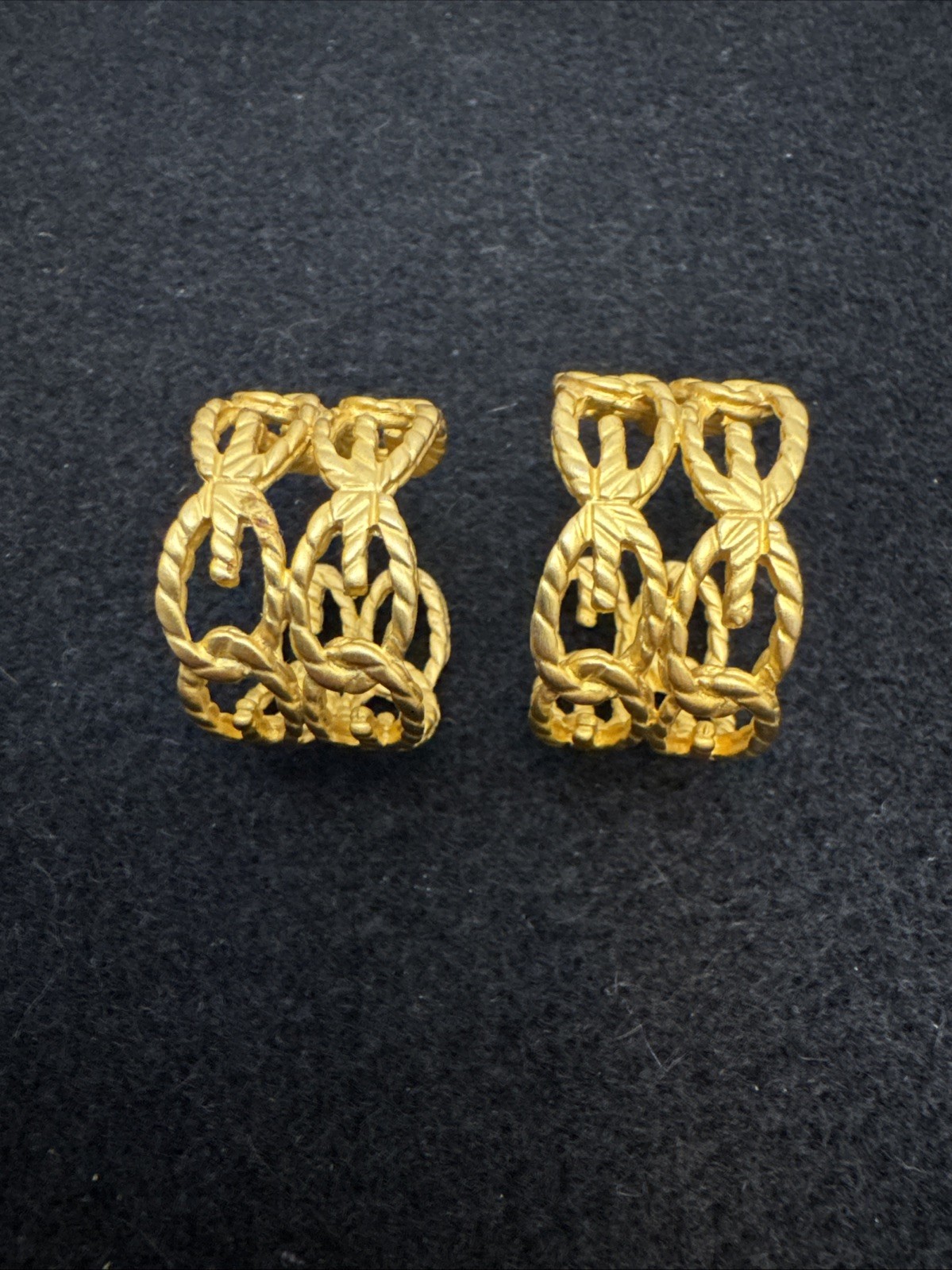 vintage Givenchy openwork hoop earrings Gold Tone Pierced Statement 1980’s EUC