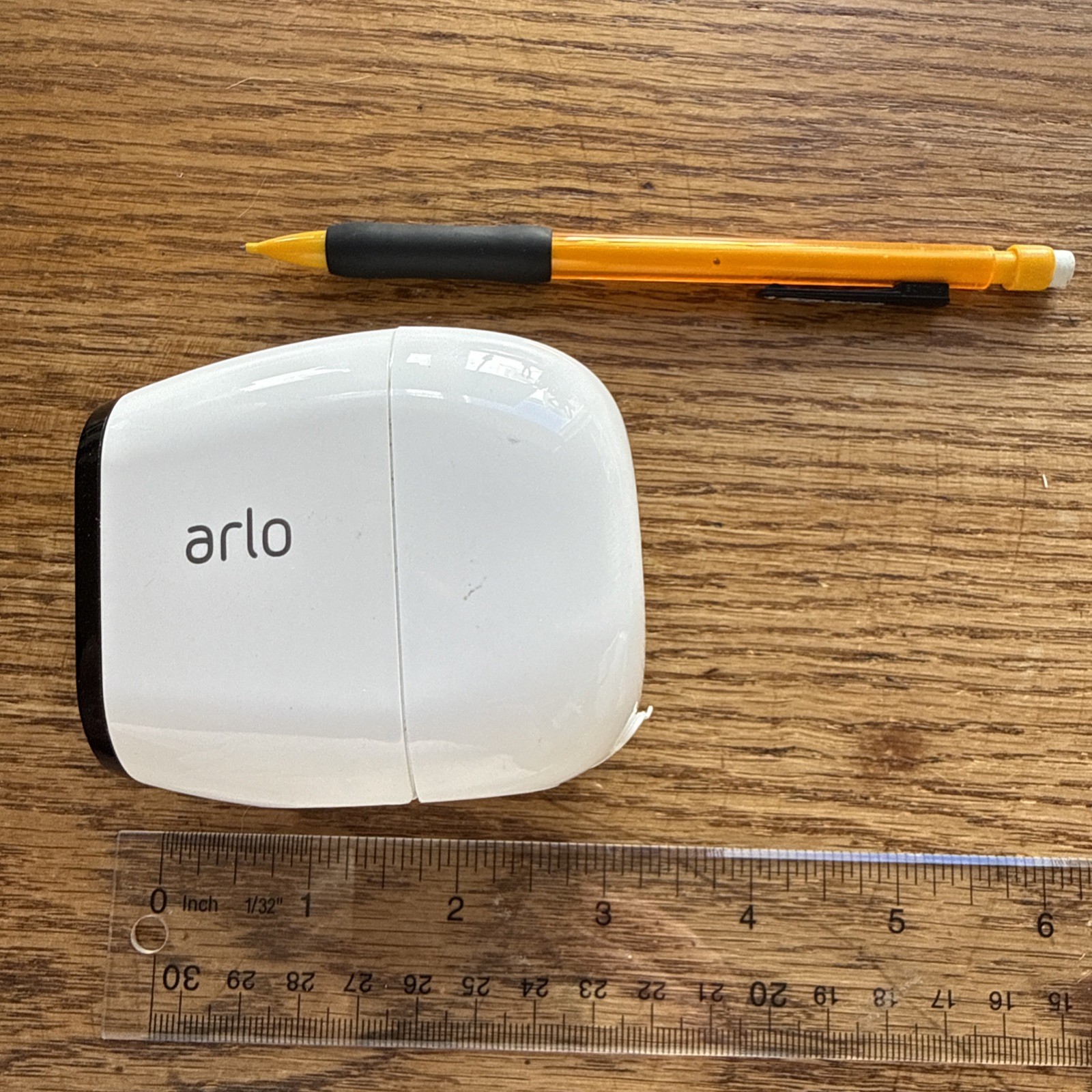 Netgear Arlo Pro VMC4030 With BATTERY. HD Add-On Wireless Camera Netgear Arlo Pro VMC4030 With BATTERY. HD Add-On Wireless Camera