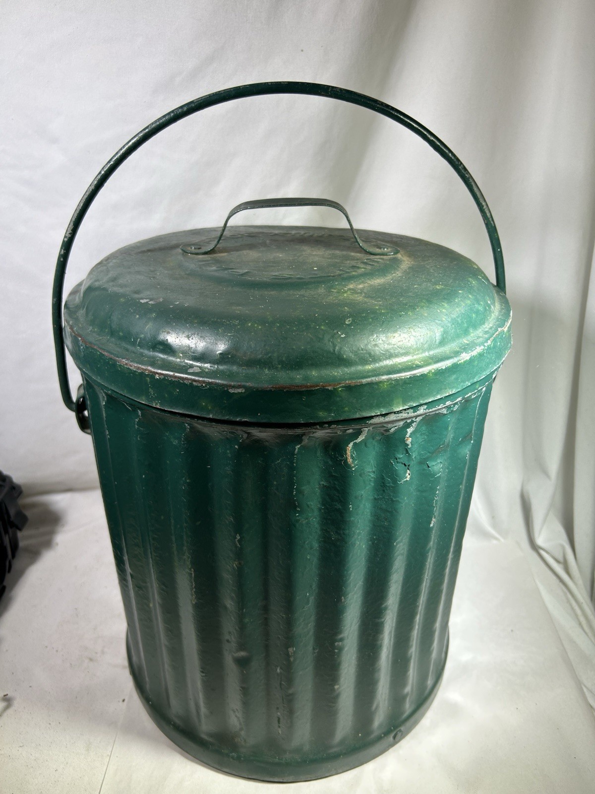Vintage Ash Trash Waste Can Witts Pail Handle Galvanized Garage Shop Rag