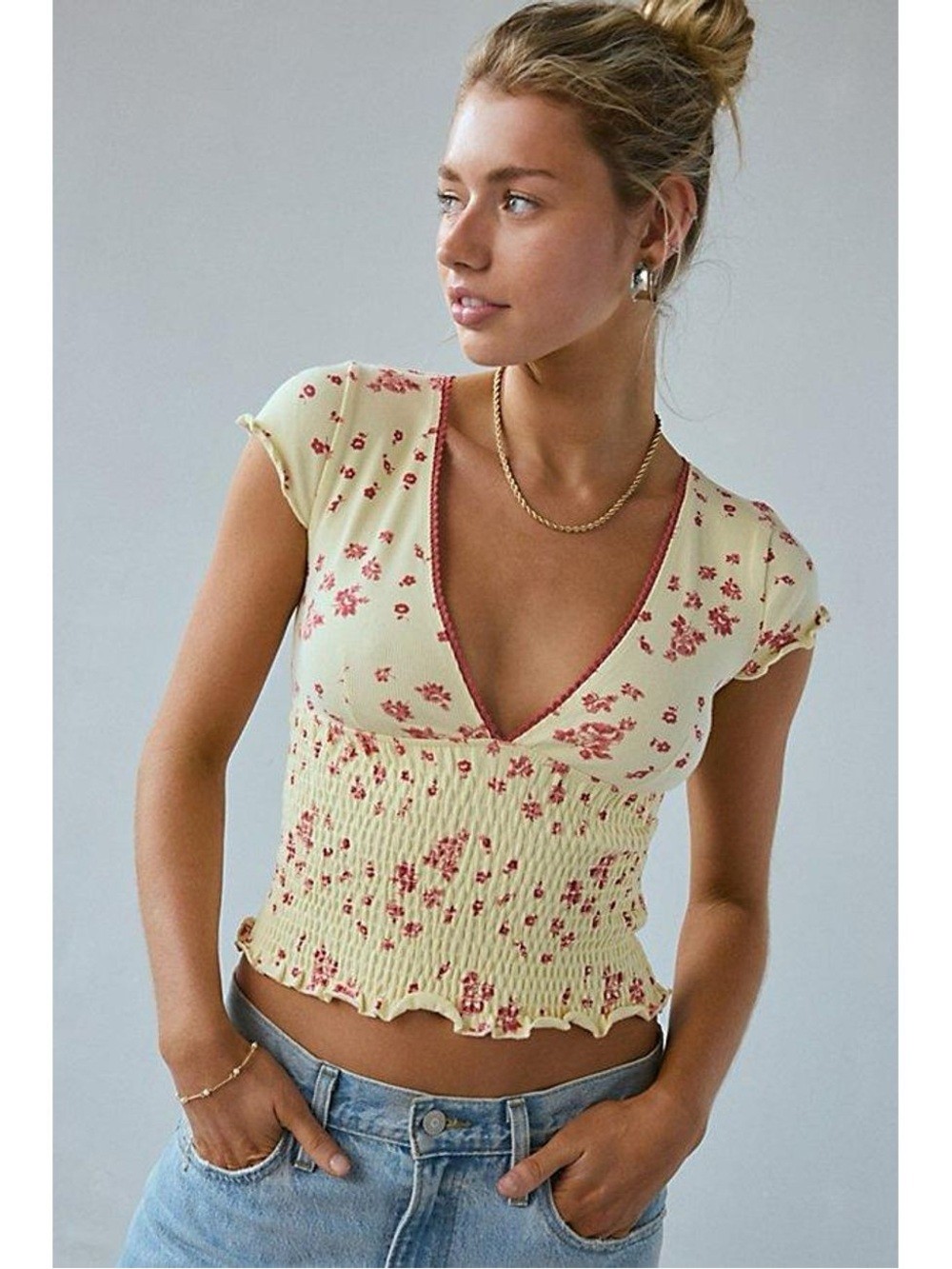 NWT Urban Outfitters Kimchi Blue Floral Smocked Cap Sleeve Top