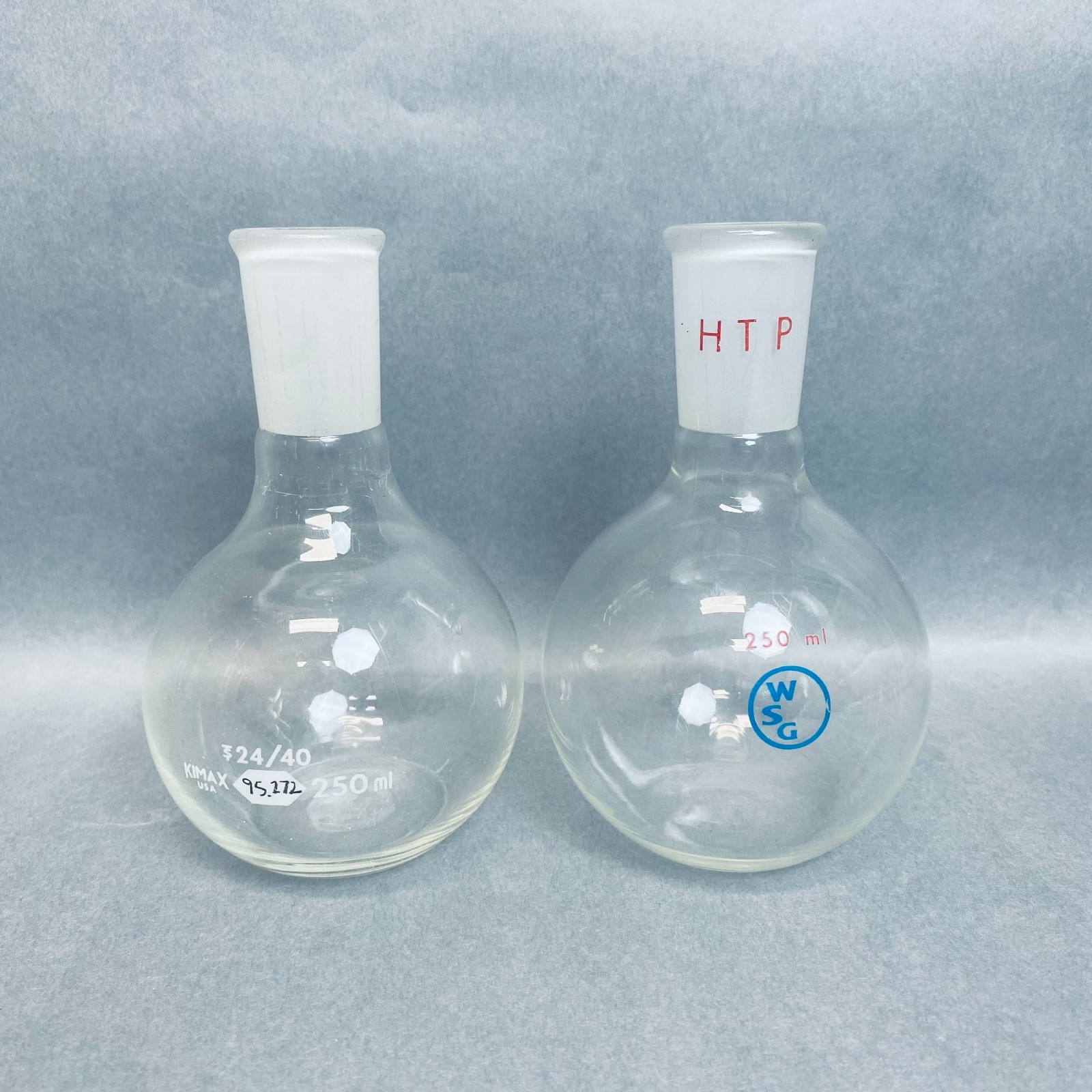 Kimble Kimax Flat Bottom Boiling Flask 250 ml 24/40 STJ Assorted Lot of 7 Kimble Kimax Flat Bottom Boiling Flask 250 ml 24/40 STJ Assorted Lot of 7