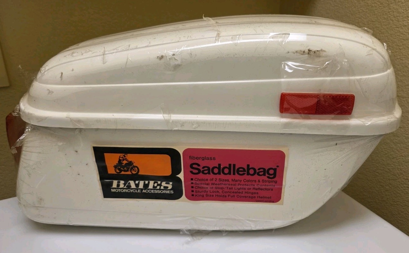 NOS Vintage Bates 4325 Fiberglass Motorcycle Saddlebag RIGHT White Tail Light