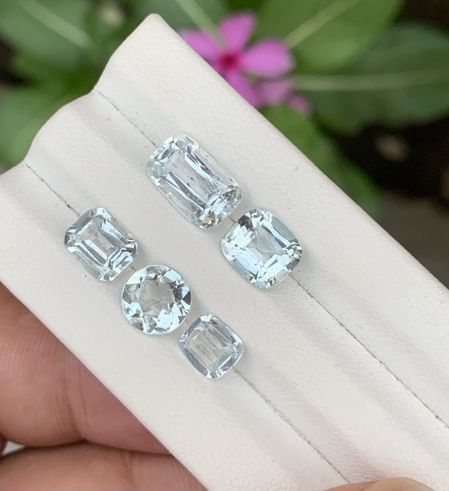 7.86 CTS Beautiful Natural Aquamarine From Africa