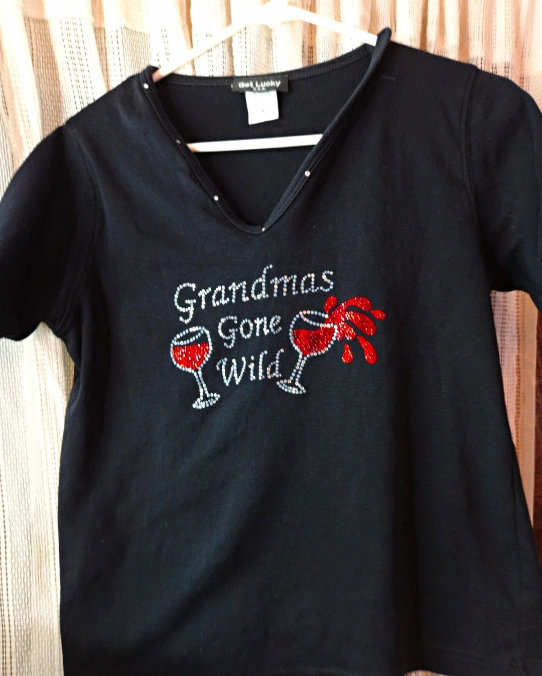 Get Lucky Women’s Black V-Neck Short Sleeve Graphic T-Shirt Rhinestone, S