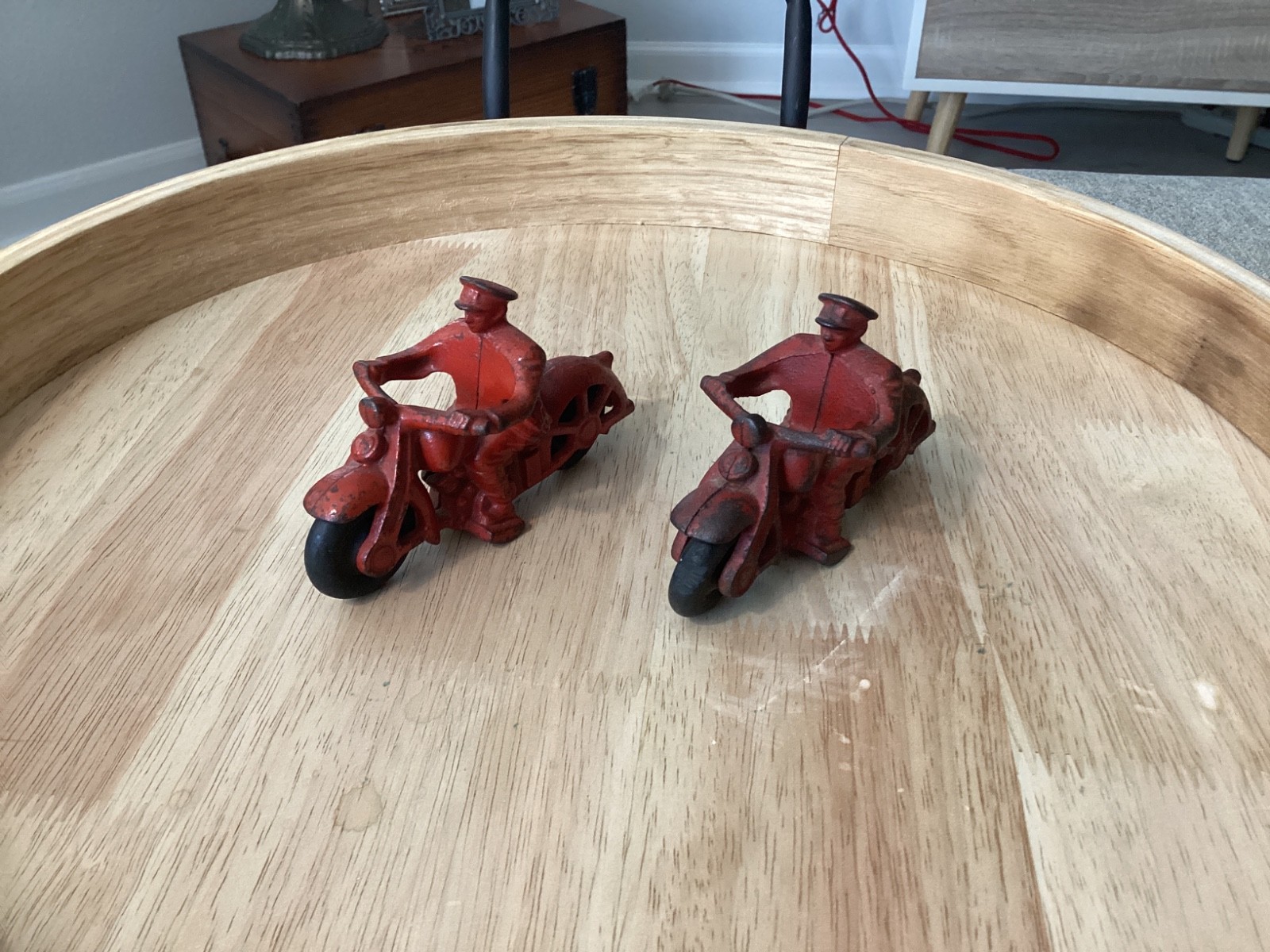 TWO (2) Hubley Motorcycle Red Police Highway Patrol Vintage Antique Toy USA 1930 TWO (2) Hubley Motorcycle Red Police Highway Patrol Vintage Antique Toy USA 1930