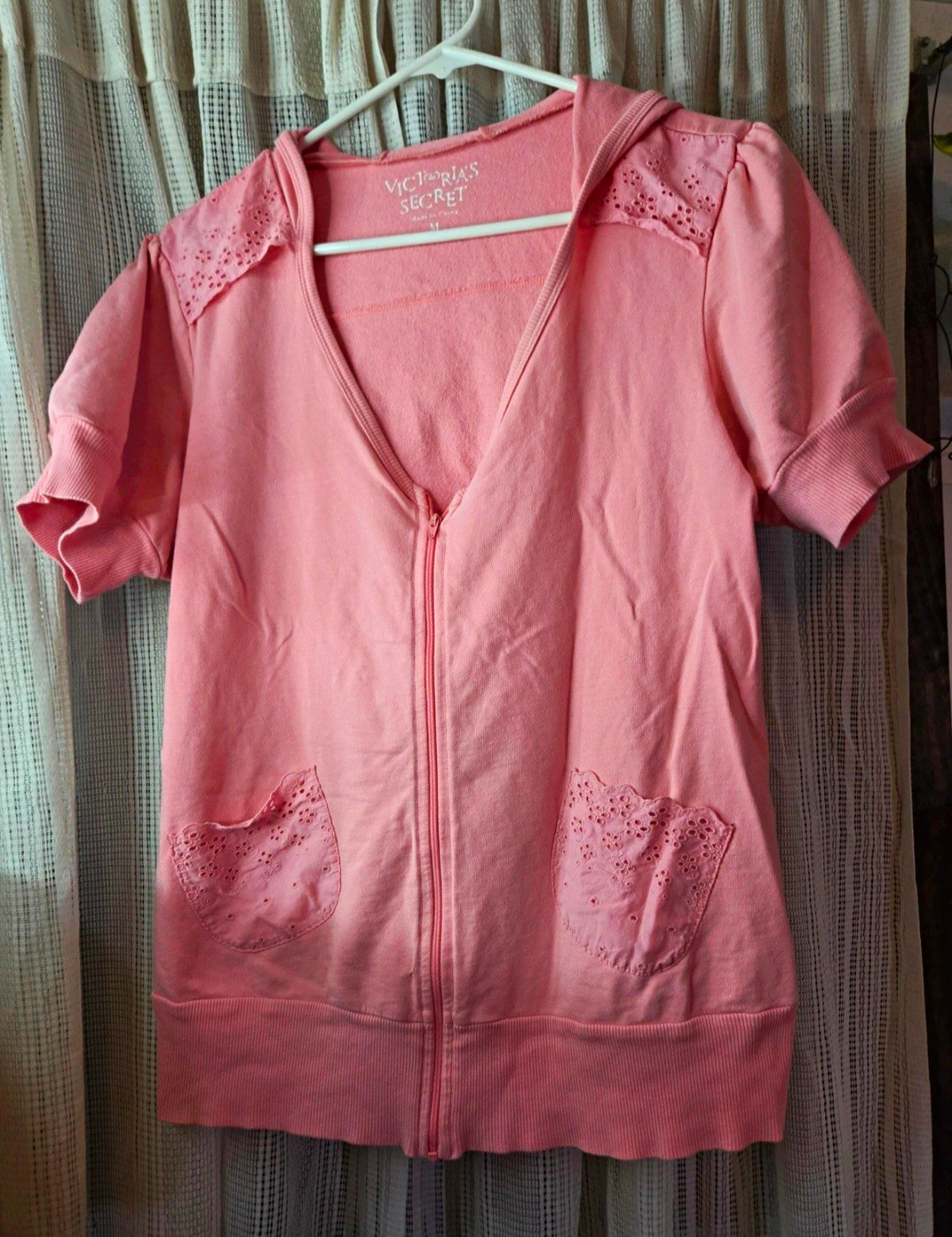 Y2k Vintage Victoria\'s Secret Pink Solid Full Zip Short Sleeve V-Neck Y2k Vintage Victoria\'s Secret Pink Solid Full Zip Short Sleeve V-Neck
