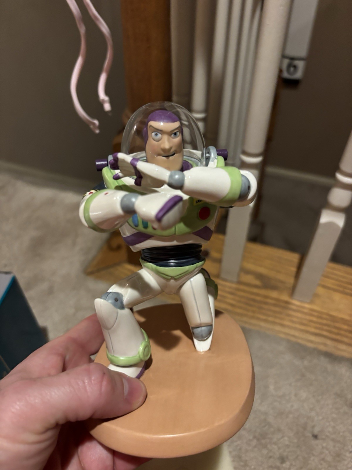 WDCC Toy Story 2 - Buzz Lightyear WDCC Toy Story 2 - Buzz Lightyear