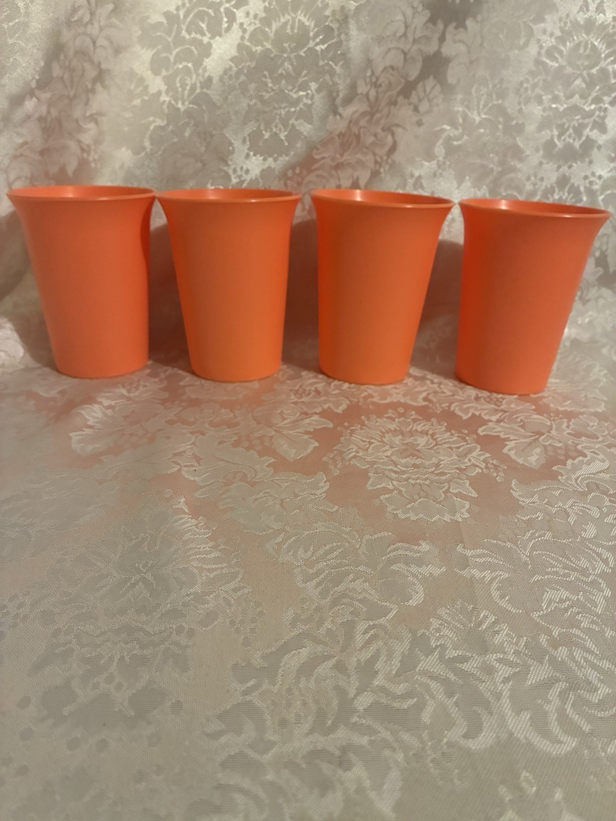 Tupperware Kids 4 Pc Set Of 7 Oz Bell Tumblers Sippy Cups In Cosy Rosy # 109