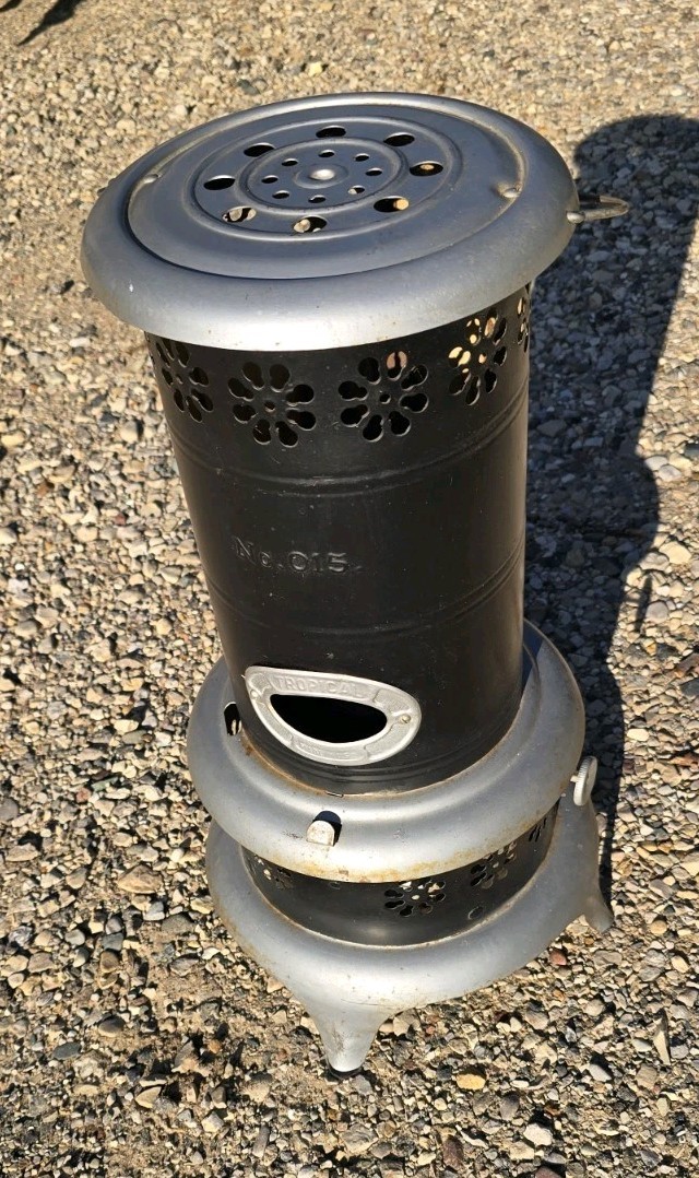 Antique Early 1900s TROPICAL Smokeless Oil Heater Rare no. 015 Antique Early 1900s TROPICAL Smokeless Oil Heater Rare no. 015