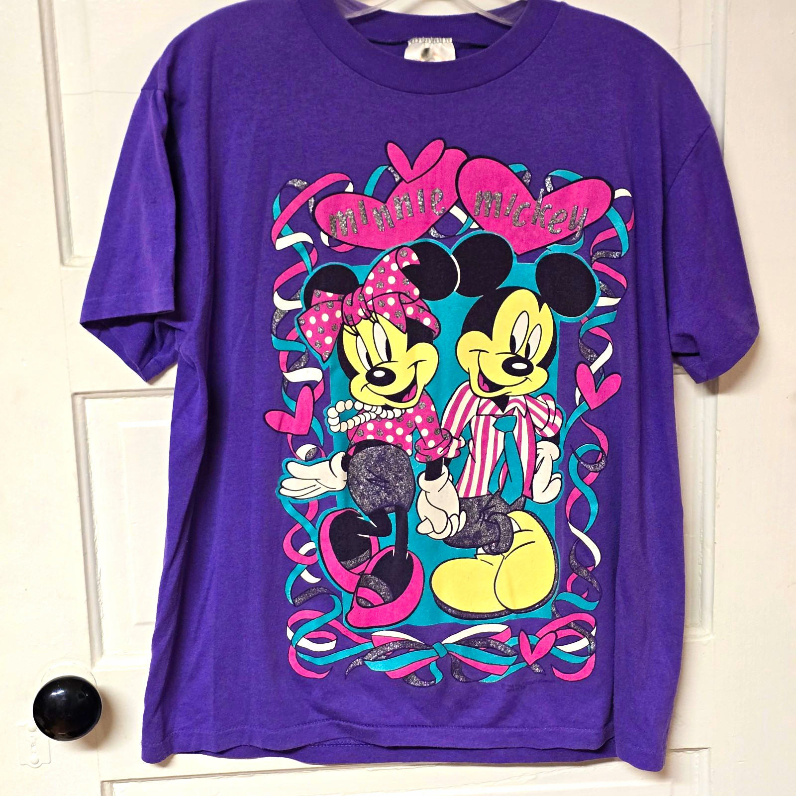 Vintage 1990\'s Disney Mickey & Minnie Mouse Tshirt. Made In USA.