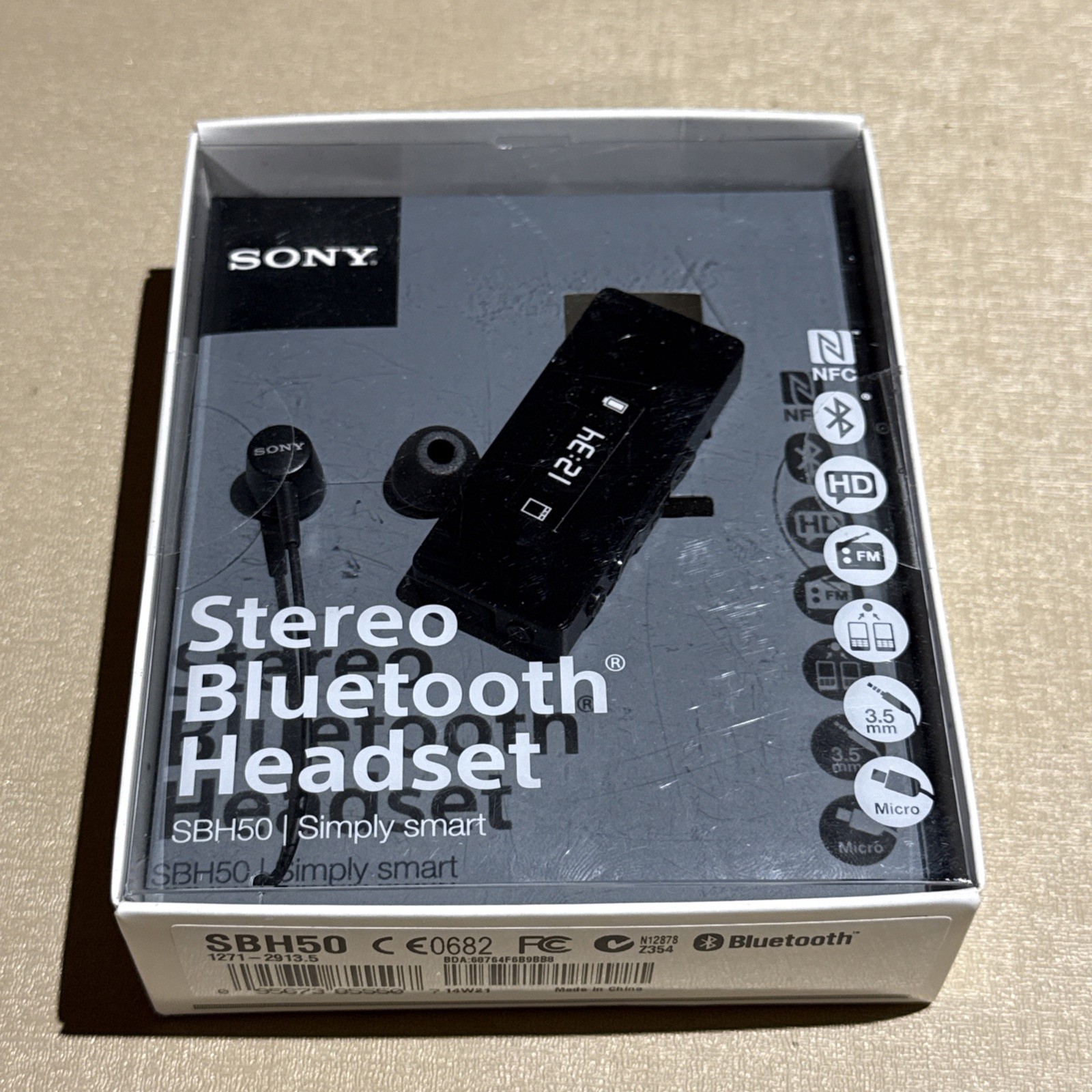 RARE SONY Bluetooth FM SBH50 SEALED - INSIDE MOVED - SEE PHOTOS -