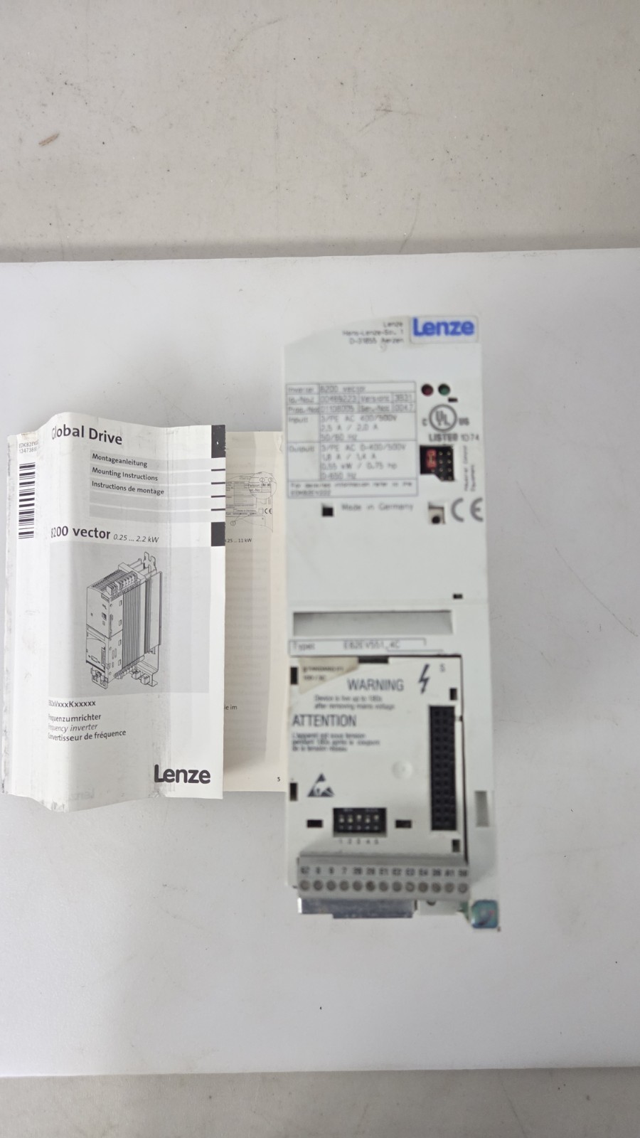 Lenze E82EV551-4C Inverter 00469223