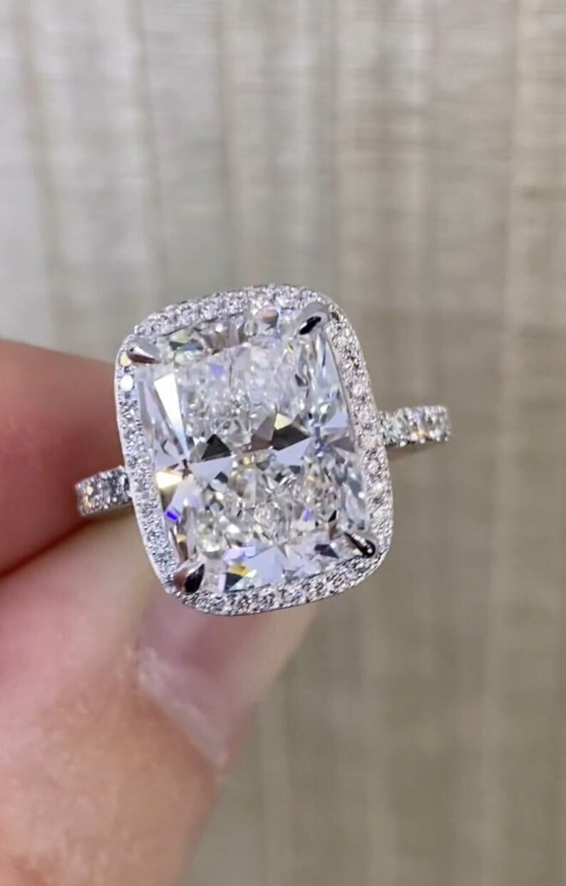 RARE 4.45 Ct Treated Round Cut White Diamond Solitaire Ring 925 Silver Certified
