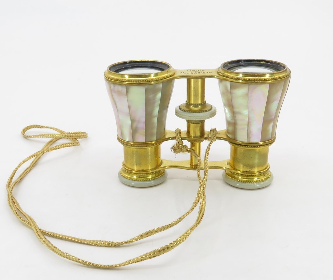 Antique LEMAIRE Mother of Pearl Opera Glasses Engraved Antique LEMAIRE Mother of Pearl Opera Glasses Engraved