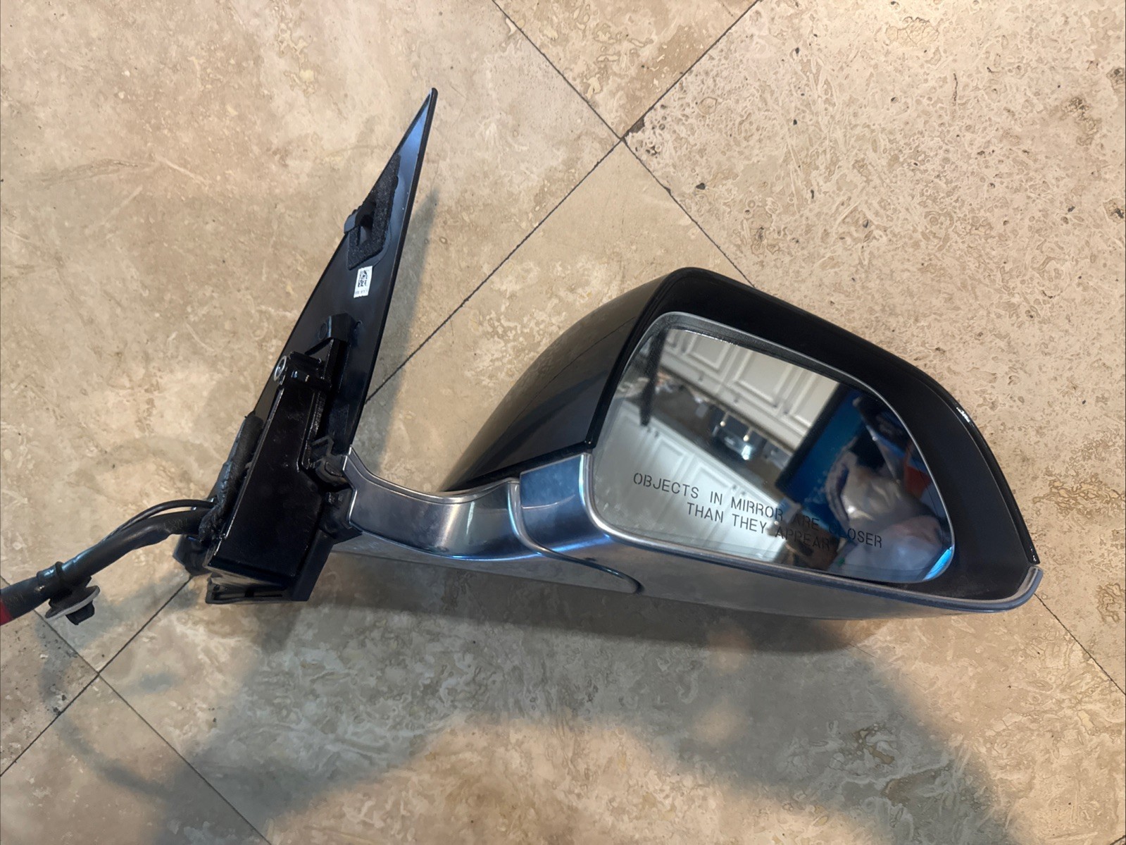 2017-2024 Tesla Model 3 RH passenger side door view mirror 1110778-98-H OEM 2017-2024 Tesla Model 3 RH passenger side door view mirror 1110778-98-H OEM