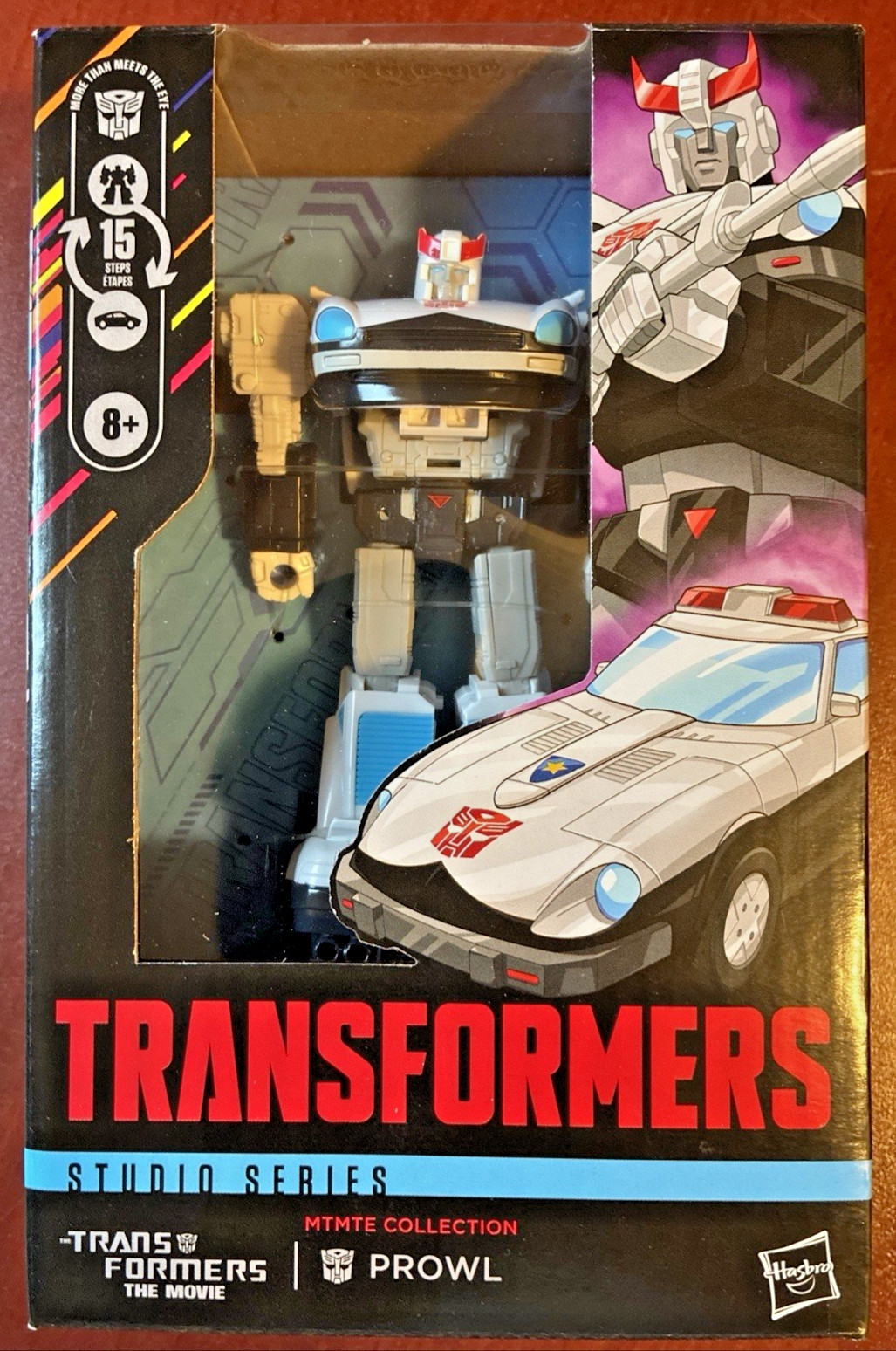 Transformers Studio Series Prowl Deluxe Class  EXCLUSIVE