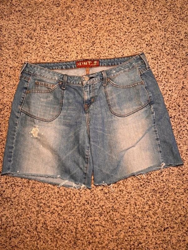 Vintage y2k Hint Jeans Distressed Denim Long Jorts Shorts 13