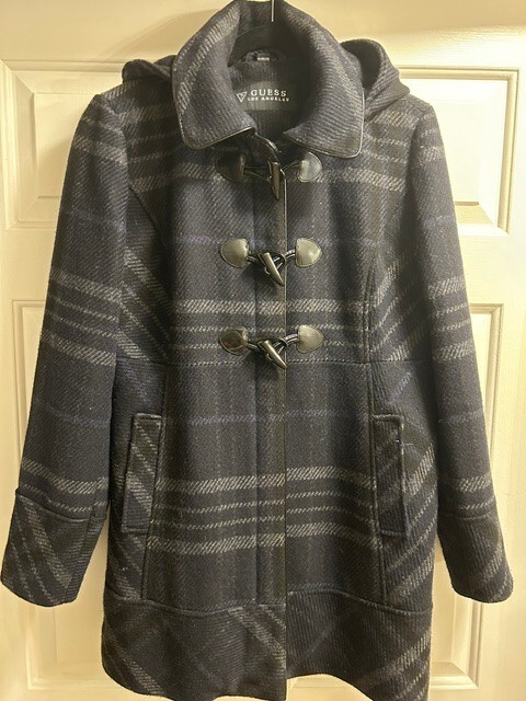 Guess Los Angeles Women\'s Plaid Toggle Coat with Hood, Size XL Guess Los Angeles Women\'s Plaid Toggle Coat with Hood, Size XL