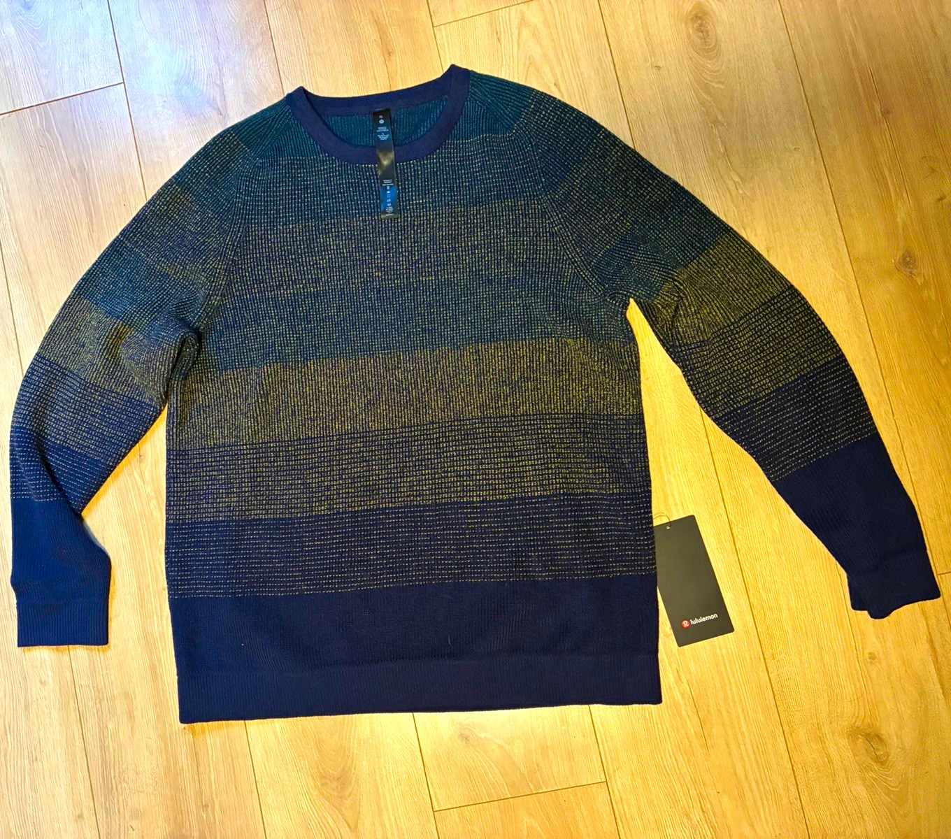 Lululemon Men\'s Textured Knit Merino Crewneck Colorblock Sweater XL