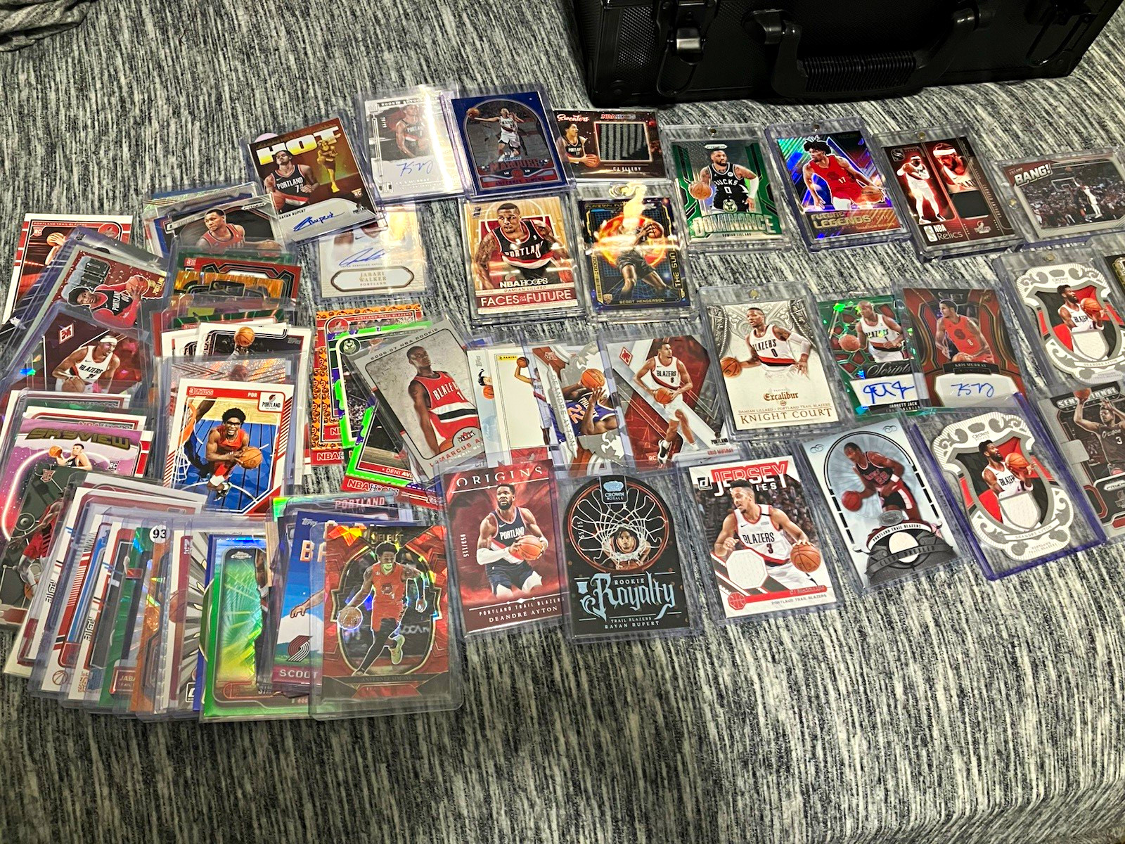 Huge PORTLAND TRAILBLAZERS lot - hundreds of cards, numbered’s, patches, rookies