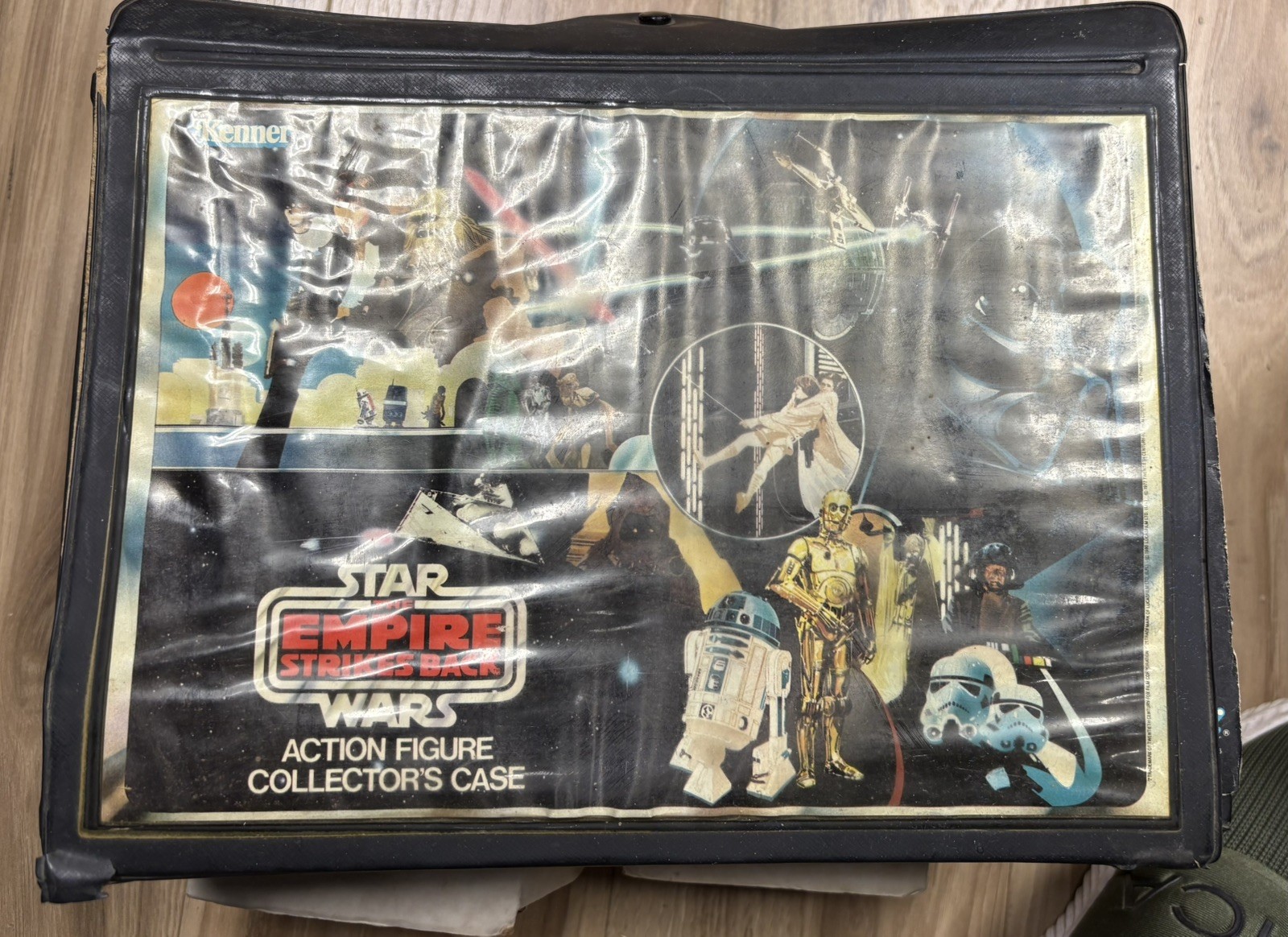 Vintage Star Wars Kenner Mini-Action Figure Collector\'s Case with 15 Figures Vintage Star Wars Kenner Mini-Action Figure Collector\'s Case with 15 Figures