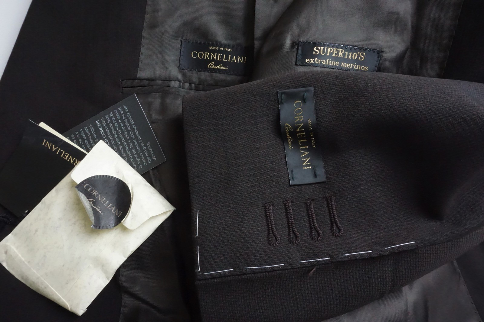 Corneliani Brown 100% Wool 2 Pc Suit Jacket Pants 52 EU BRAND NEW
