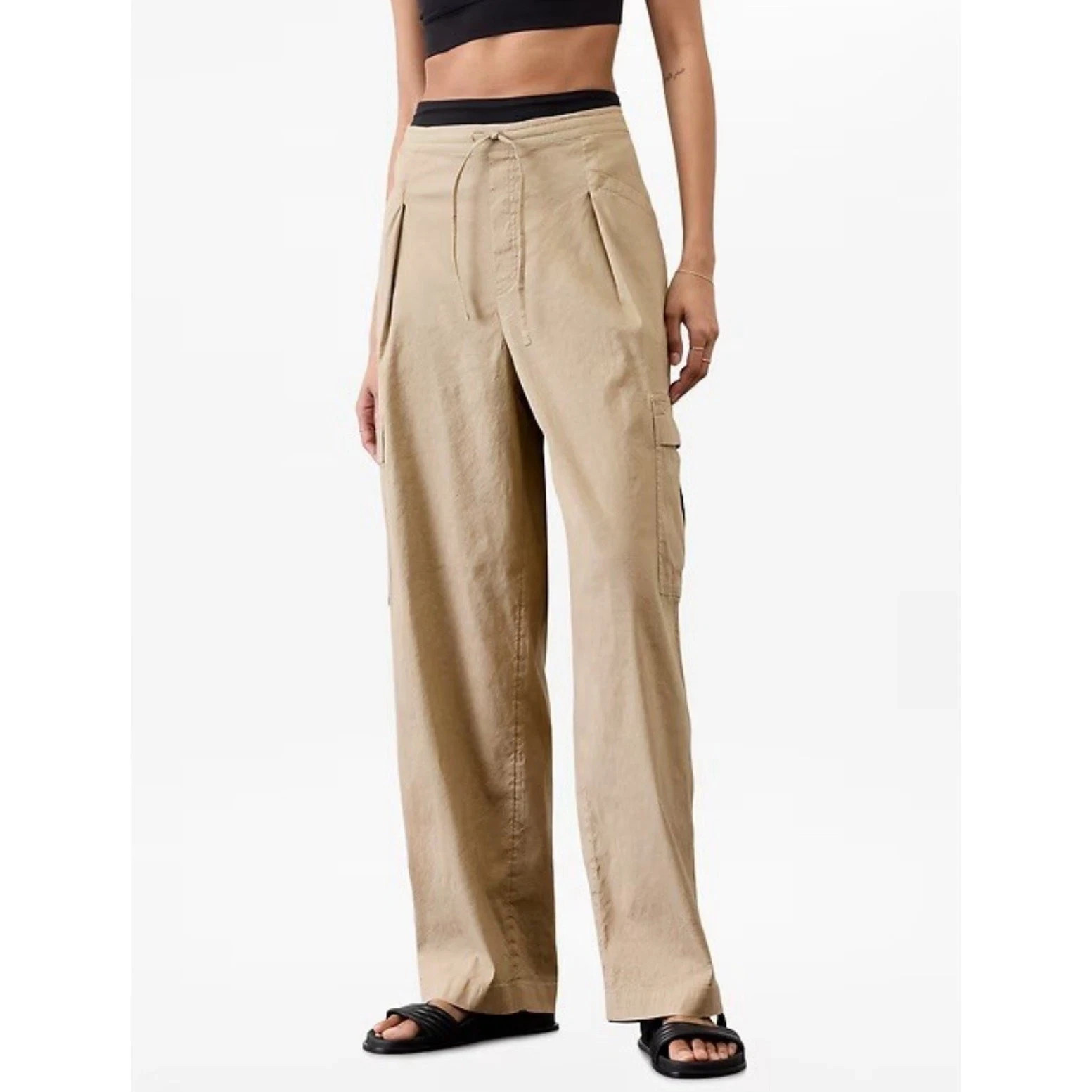 Athleta Paradise Straight Leg Cargo Pant-Tan/Beige-Size M-NWT Athleta Paradise Straight Leg Cargo Pant-Tan/Beige-Size M-NWT