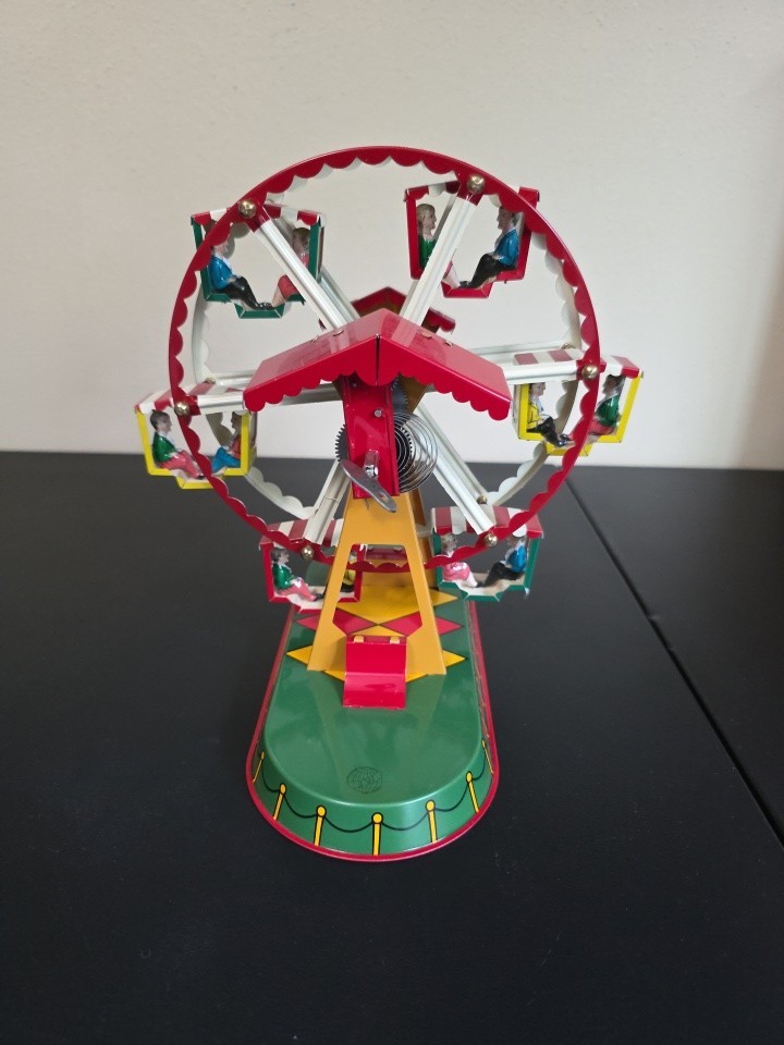 Vintage JW German Tin Wind-Up Ferris Wheel Altes Nürnberger Blechspielzeug Works