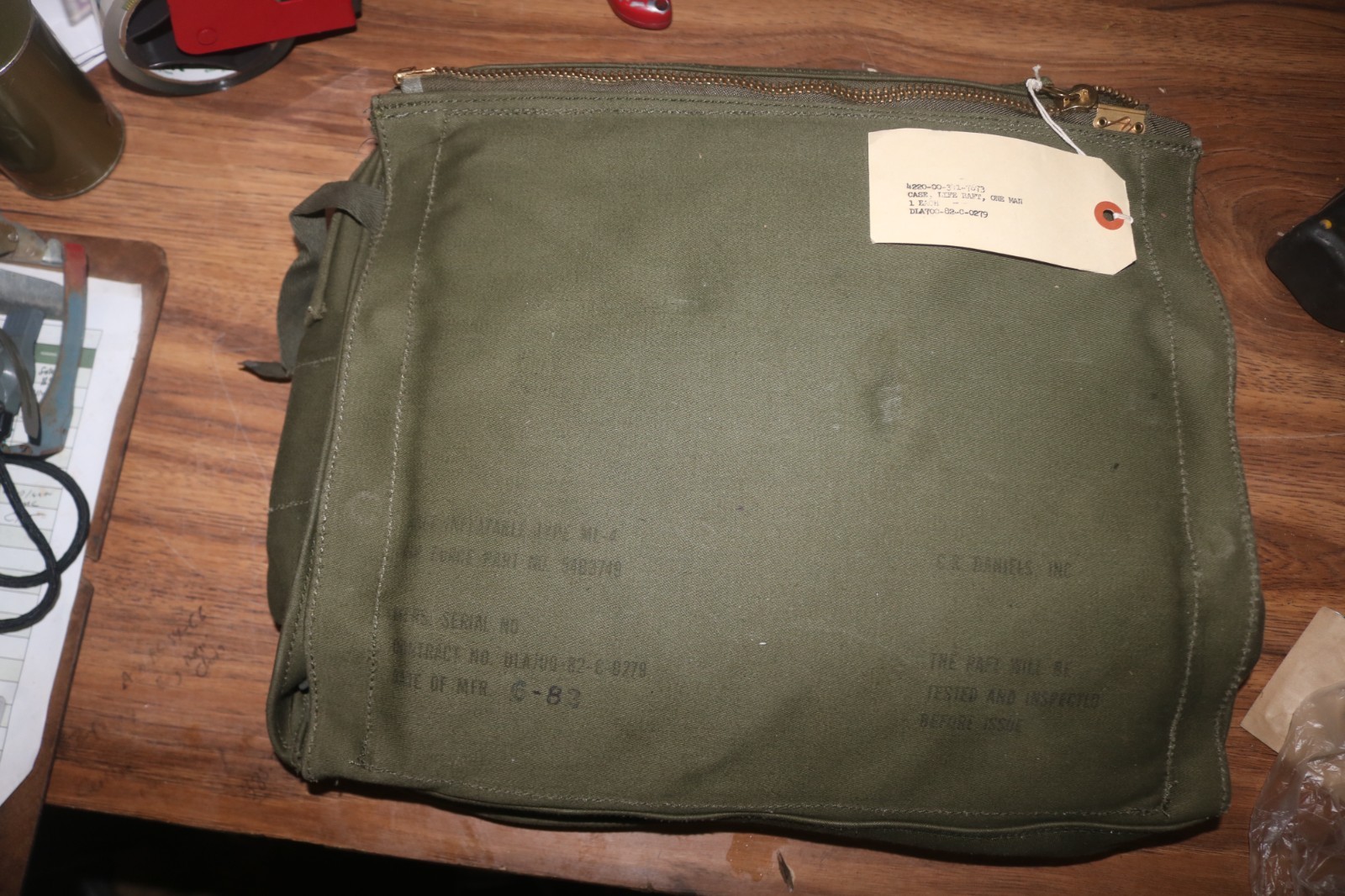 NOS unissued USAF 54D3749 C-130 B-1B survival kit one man life raft case NOS unissued USAF 54D3749 C-130 B-1B survival kit one man life raft case