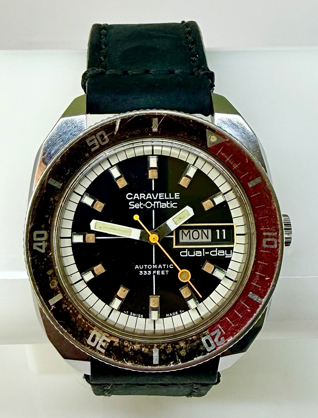 VINTAGE 1975 CARAVELLE SET-O-MATIC AUTO DIVER SWISS MADE 38M  DEVIL PEPSI 