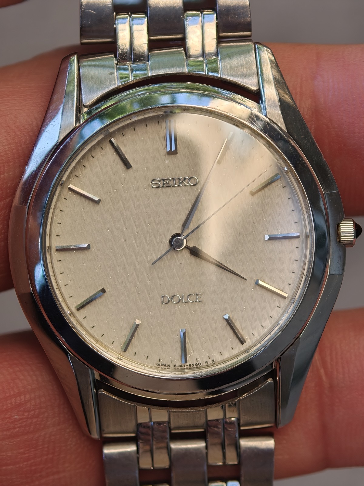Seiko Dolce 8J41-6290 HAQ Quartz Textured Dial Stainless Steel Men\'s Watch