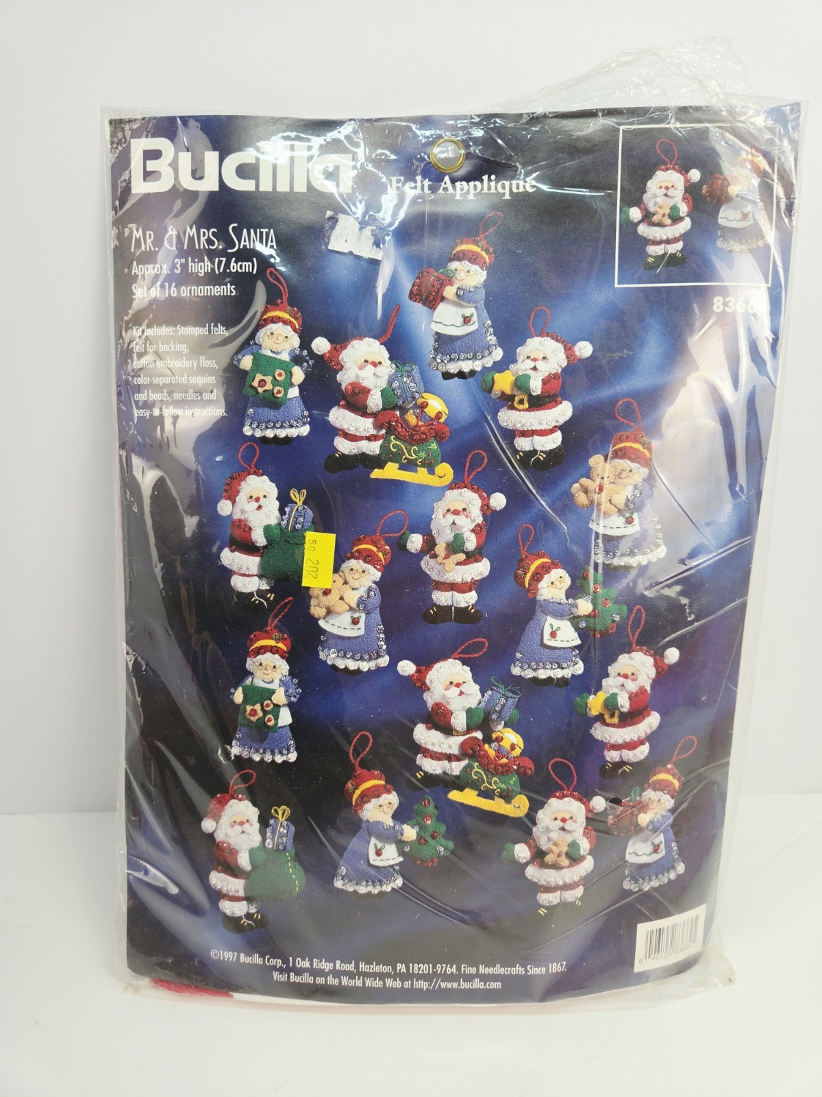 VTG Bucilla Mr & Mrs Santa Felt Ornament Appliqué Kit 83664 New 16 Ornaments