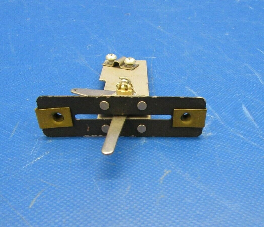 Piper PA28-140 Carb Heat Control Lever P/N 66855-000 NOS (0419-122) Piper PA28-140 Carb Heat Control Lever P/N 66855-000 NOS (0419-122)