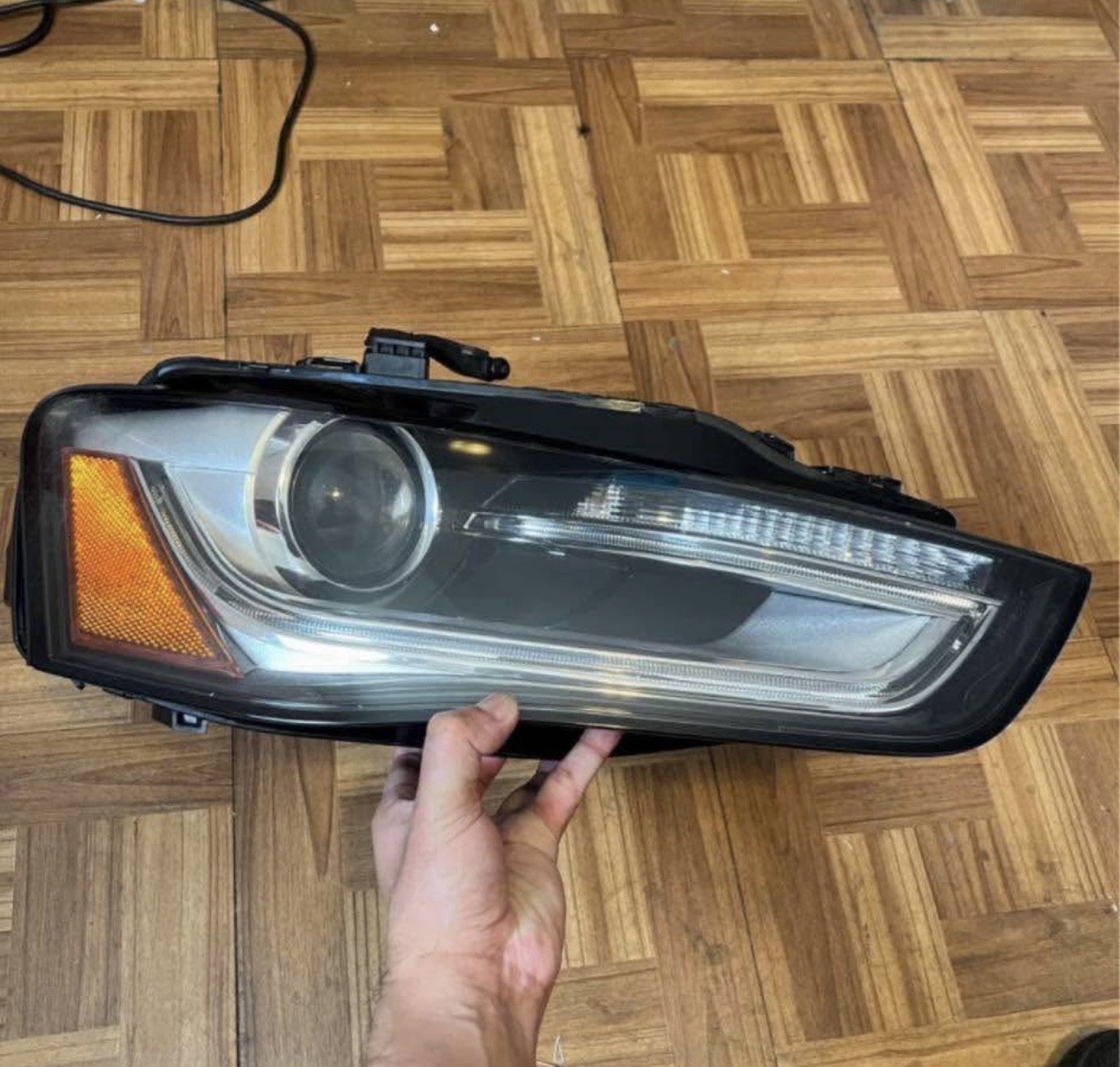 2013-2016 AUDI A4/S4 Xenon Hid Non-Afs Headlamp RH OEM 8K0941006E 8K0941044E 2013-2016 AUDI A4/S4 Xenon Hid Non-Afs Headlamp RH OEM 8K0941006E 8K0941044E