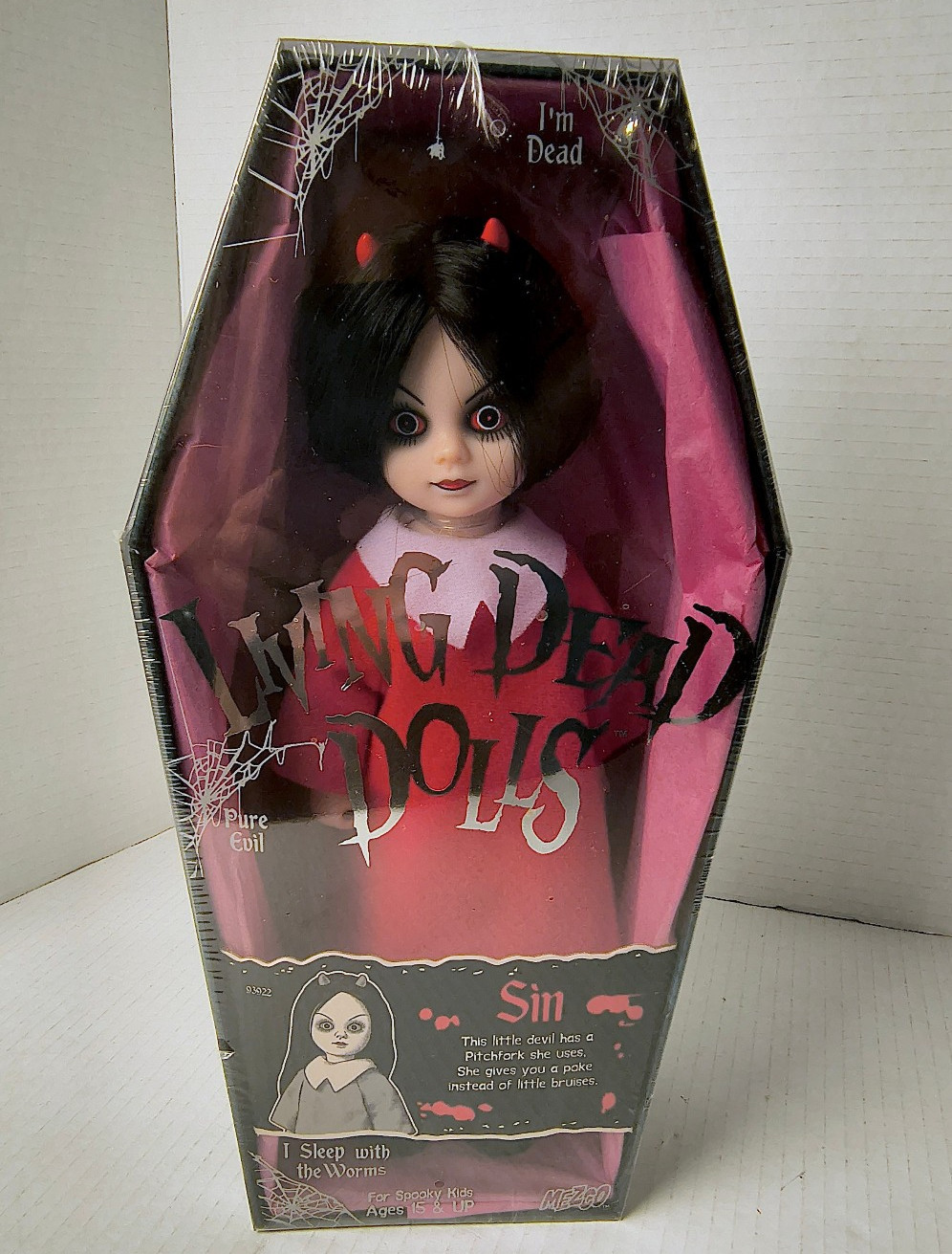 Living Dead Dolls Sin 2011 Mezco Horror Collectible Sealed Original Coffin Box