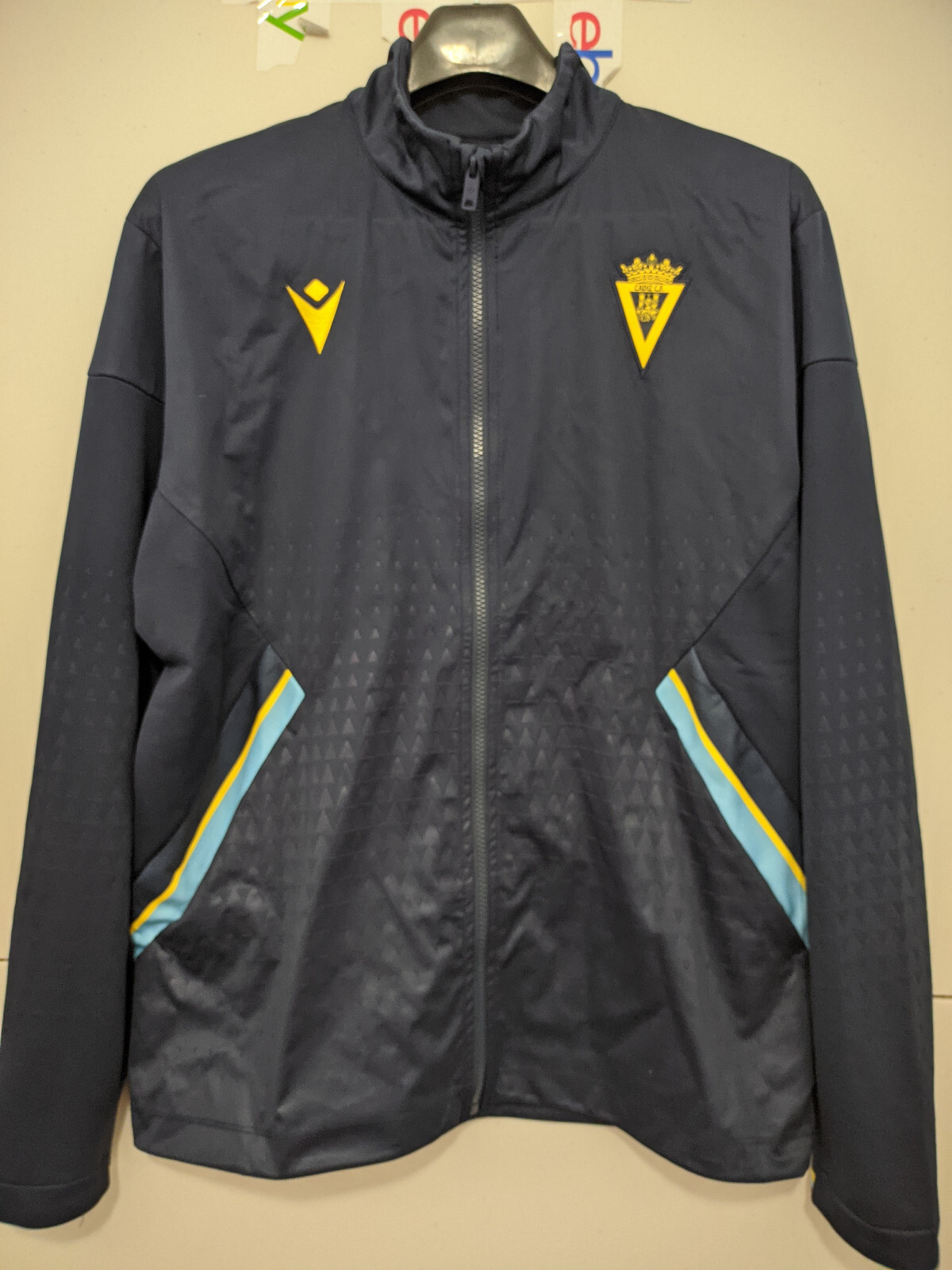 Macron Jacket Mens L Blue Cadiz CF Zip Windbreaker Training Practice Embroider Macron Jacket Mens L Blue Cadiz CF Zip Windbreaker Training Practice Embroider